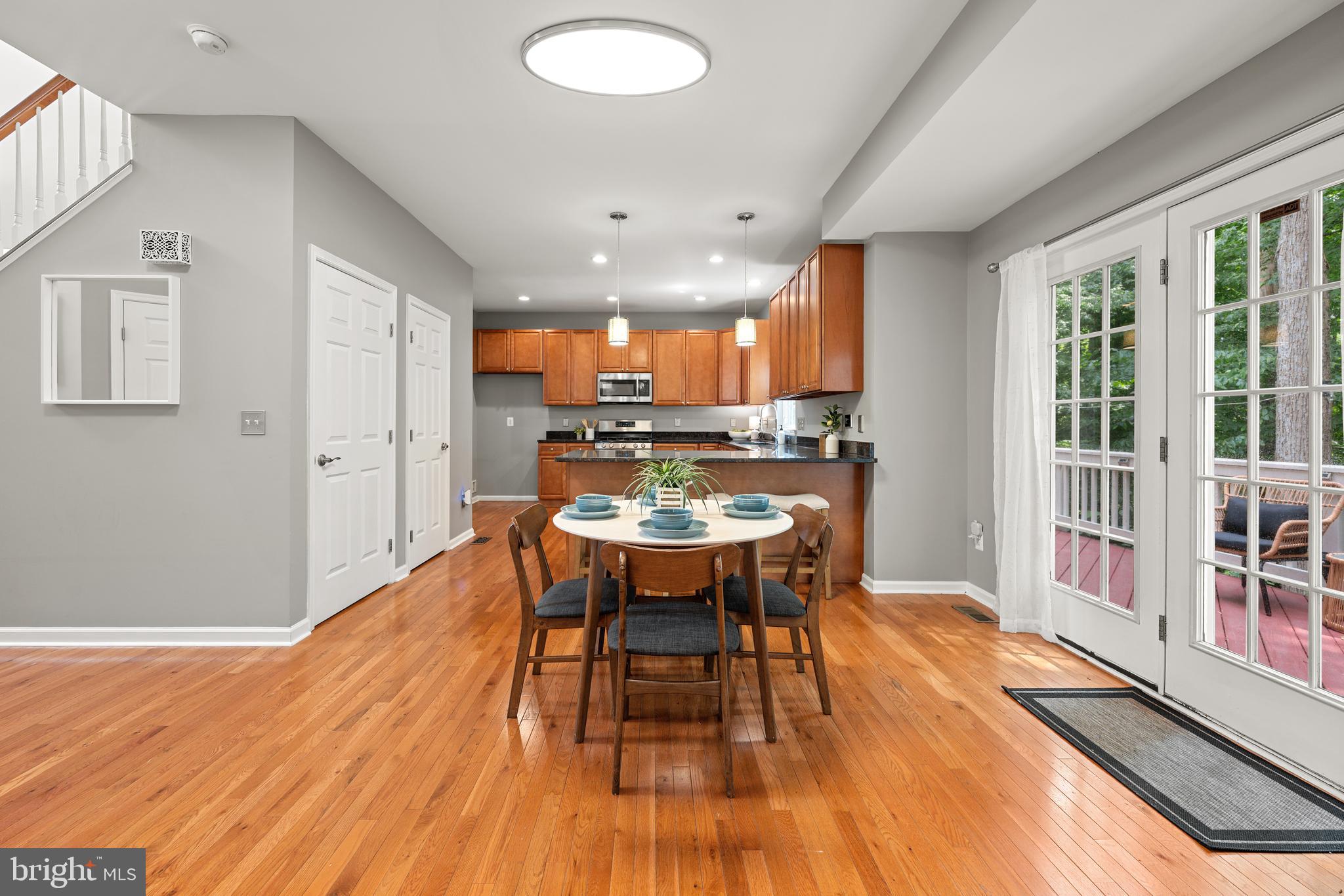 LORTON TOWN CENTER - Residential