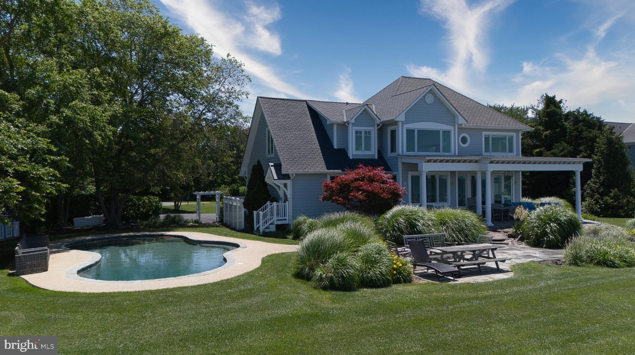 BLOODY POINT FARM - Residential