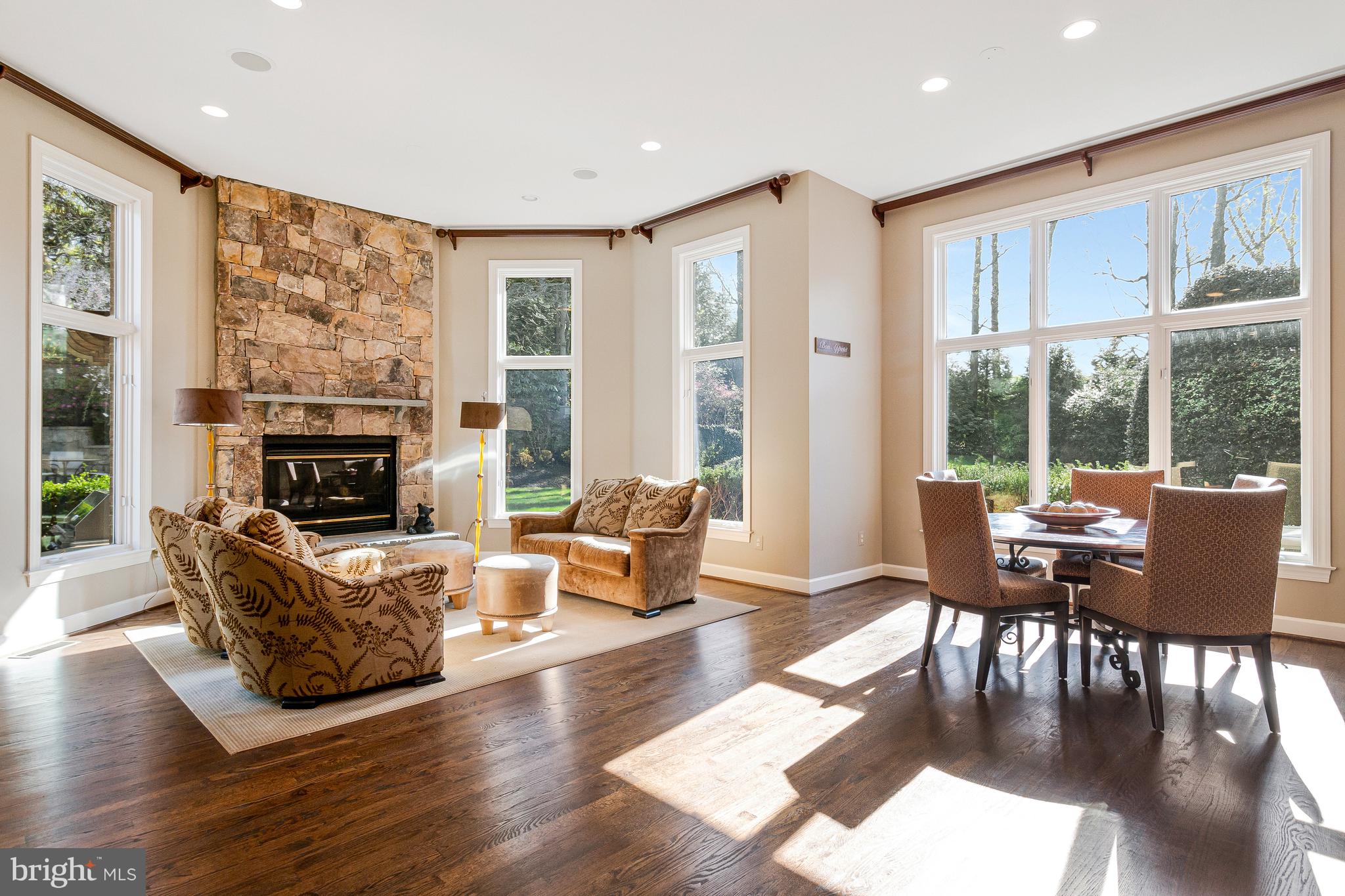 THE RESERVE - Residential
