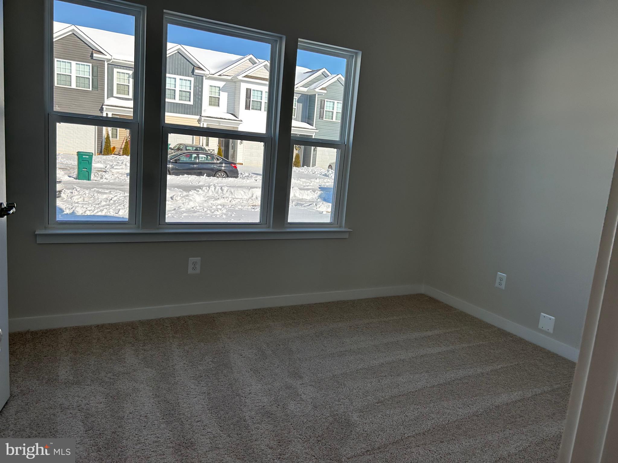 LURAY LANDING - Residential