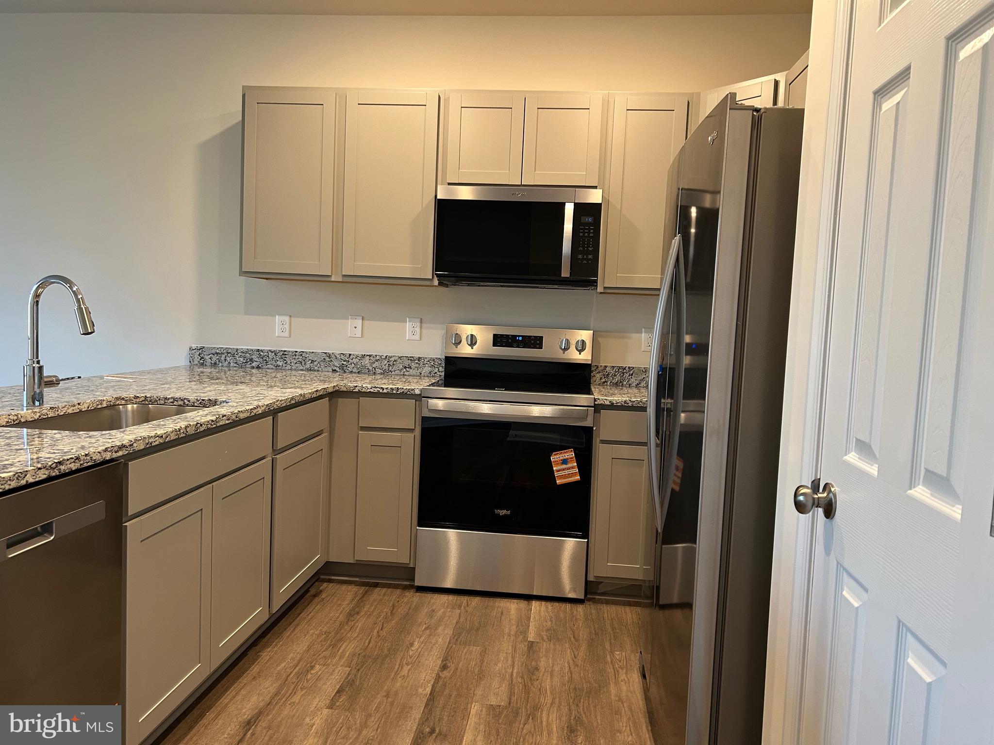 LURAY LANDING - Residential