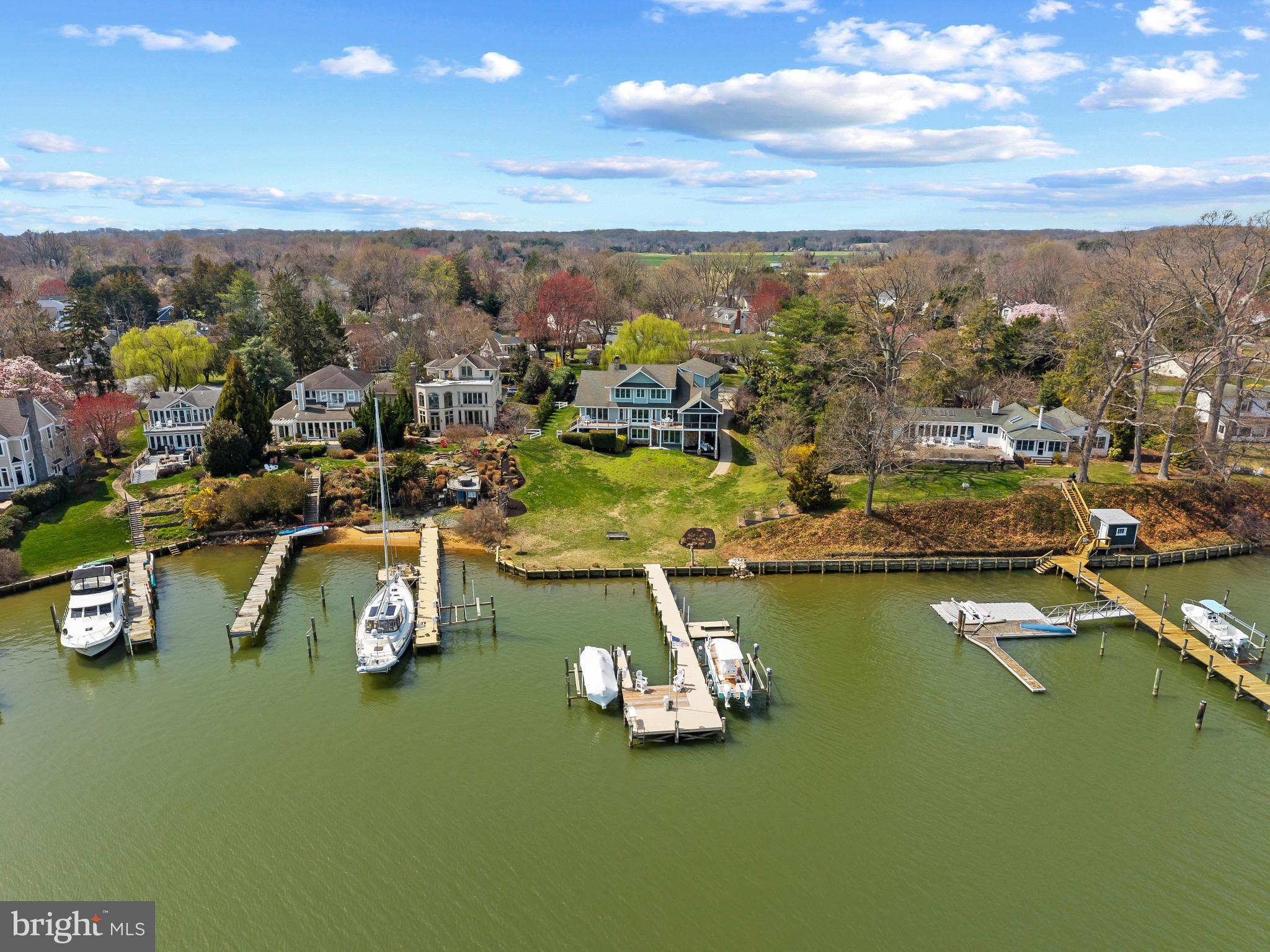 WHITEHALL BEACH - Residential