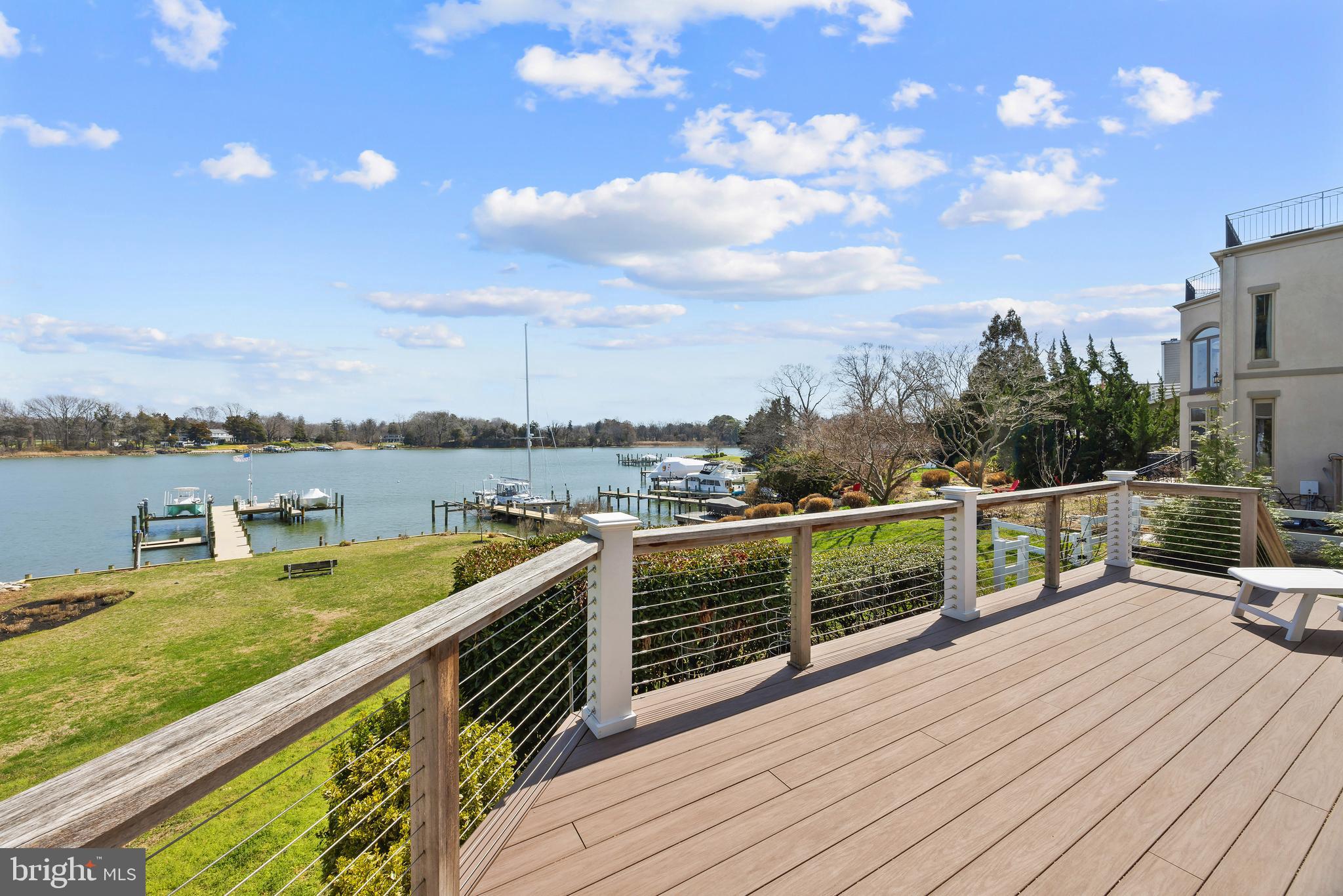 WHITEHALL BEACH - Residential