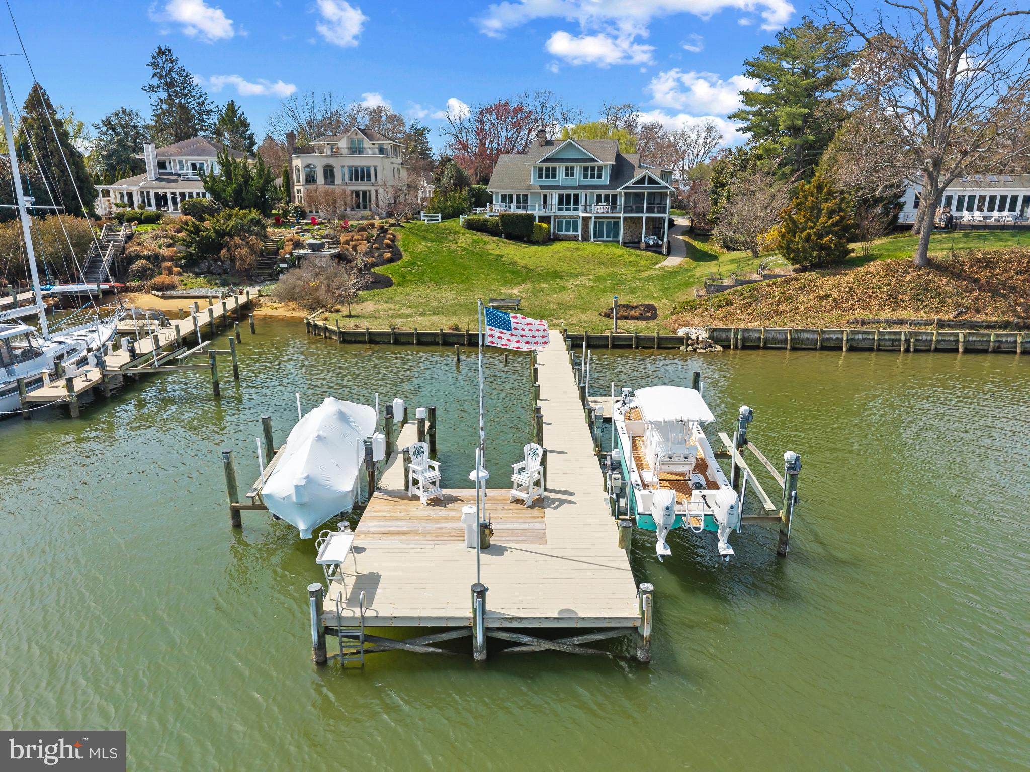 WHITEHALL BEACH - Residential