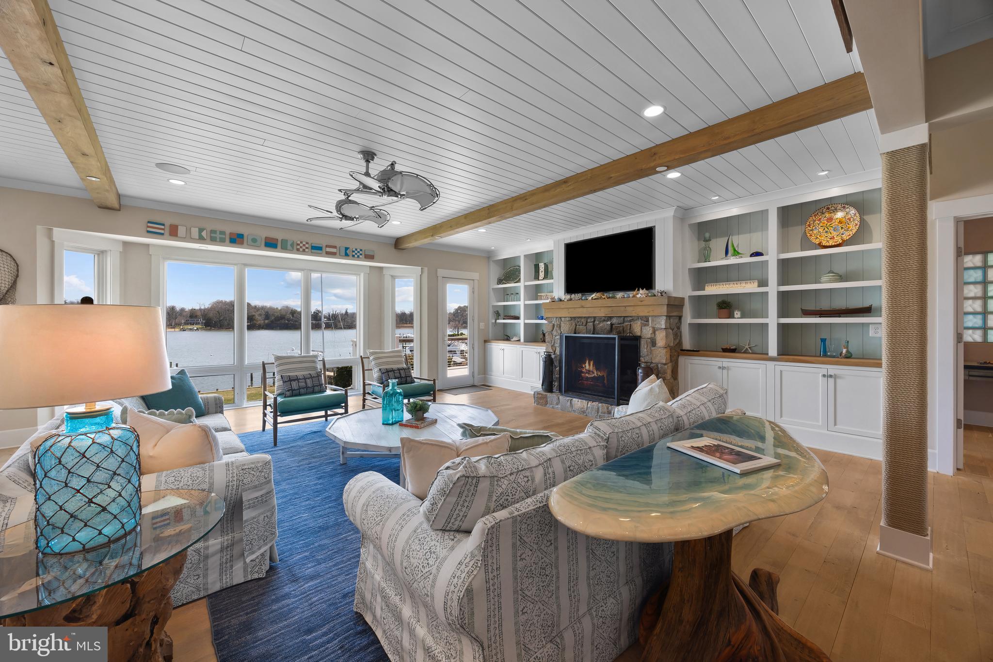 WHITEHALL BEACH - Residential