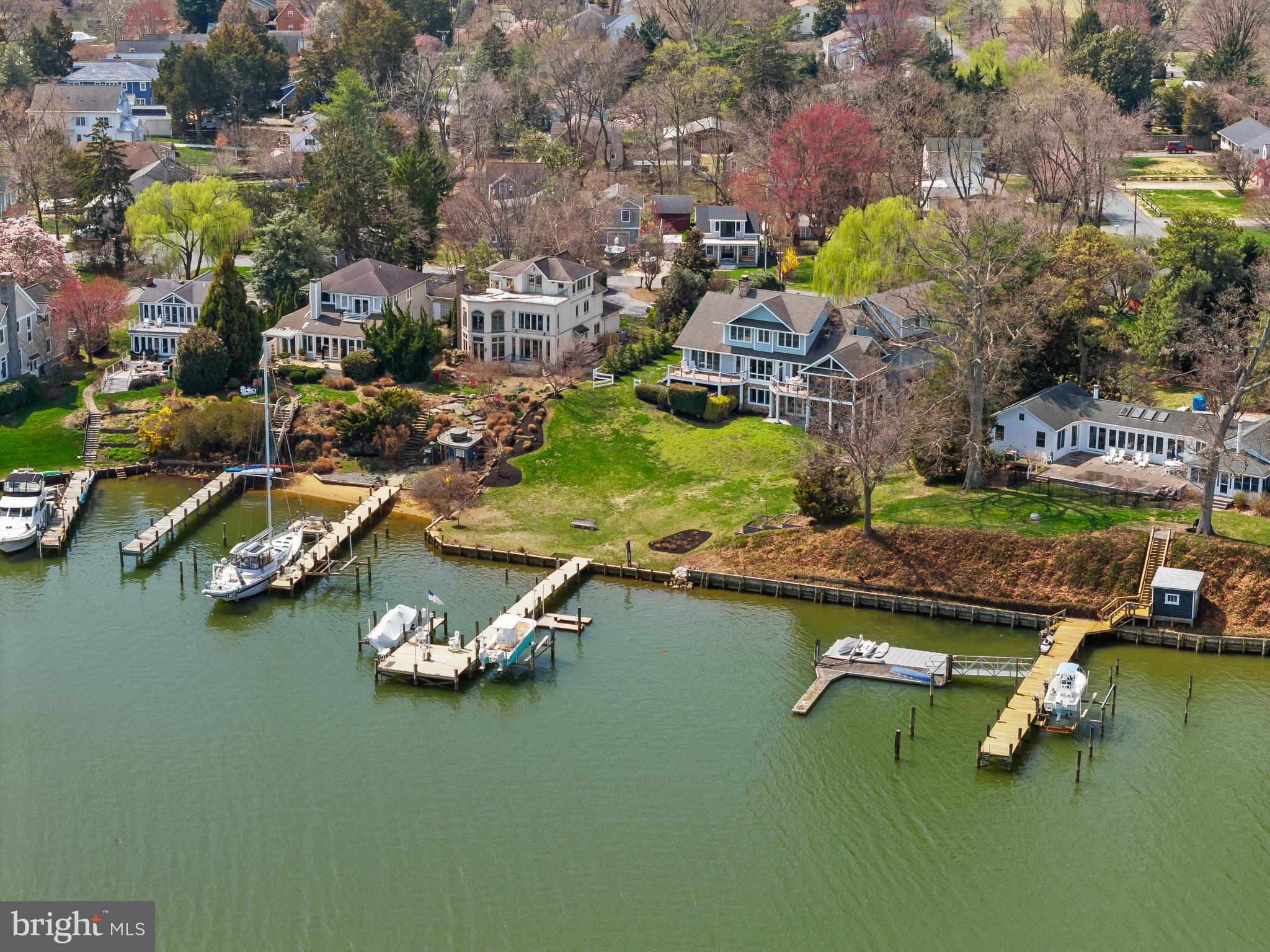 WHITEHALL BEACH - Residential
