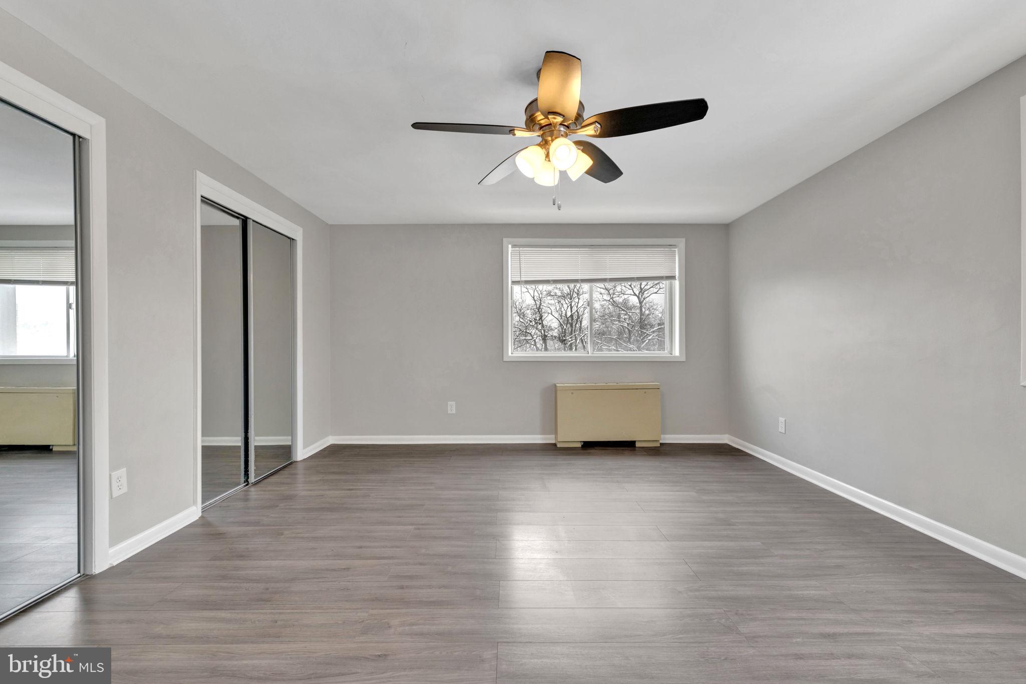 COLUMBIA KNOLL - Residential Lease