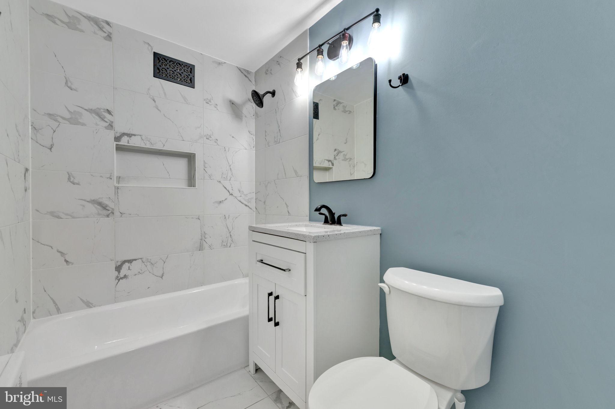 COLUMBIA KNOLL - Residential Lease