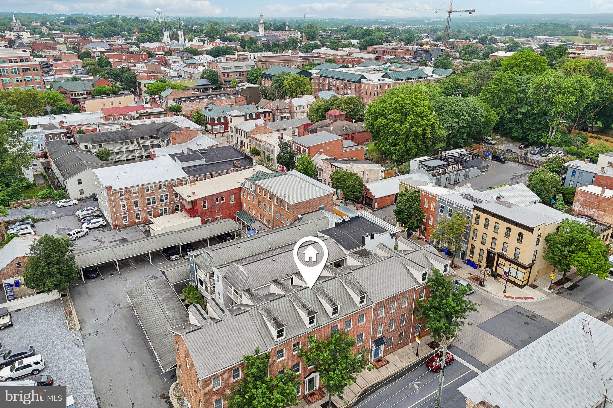 MARKET SQUARE - Residential