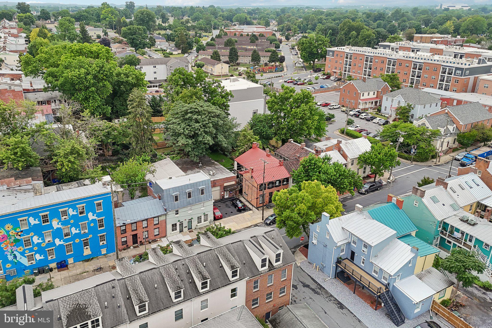 MARKET SQUARE - Residential