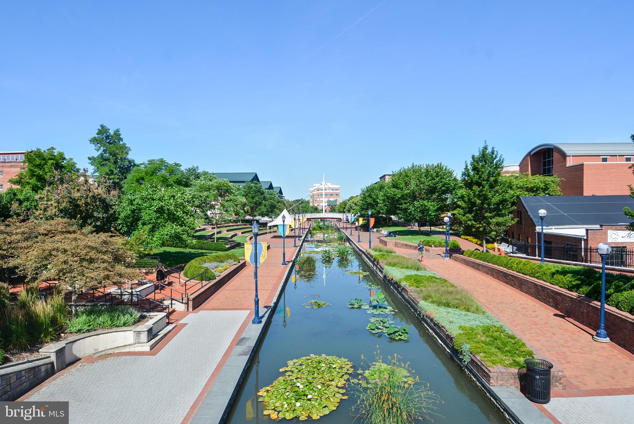 MARKET SQUARE - Residential
