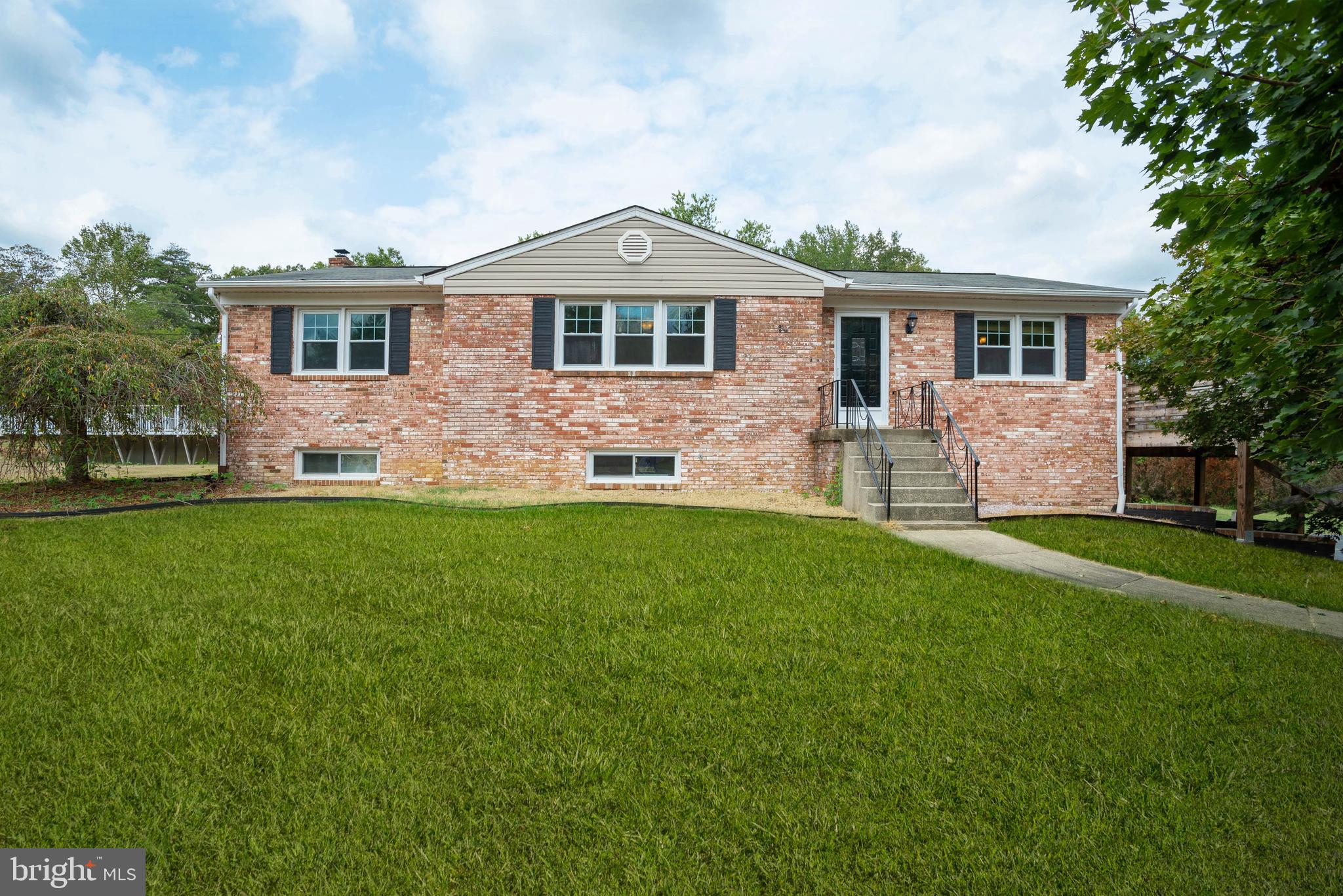COUNTRY LIVING AT IT'S BEST! -  BEST DESCRIBES THIS RENOVATED ALL BRICK RAISED RAMBLER WITH FINISHED BASEMENT SITUATED ON 1.17  ACRES.   FEATURES INCLUDE:  CHARMING KITCHEN, 2 MASTER SUITES,  A DREAM 10 X 12 CLOSET,  FIREPLACE,  POOL W/POOL HOUSE,  2 STORY BARN WITH FRONT PORCH, OUTBUILDING AND SHEDS.  DON'T MISS THIS ONE!  MAKE IT YOURS TODAY.