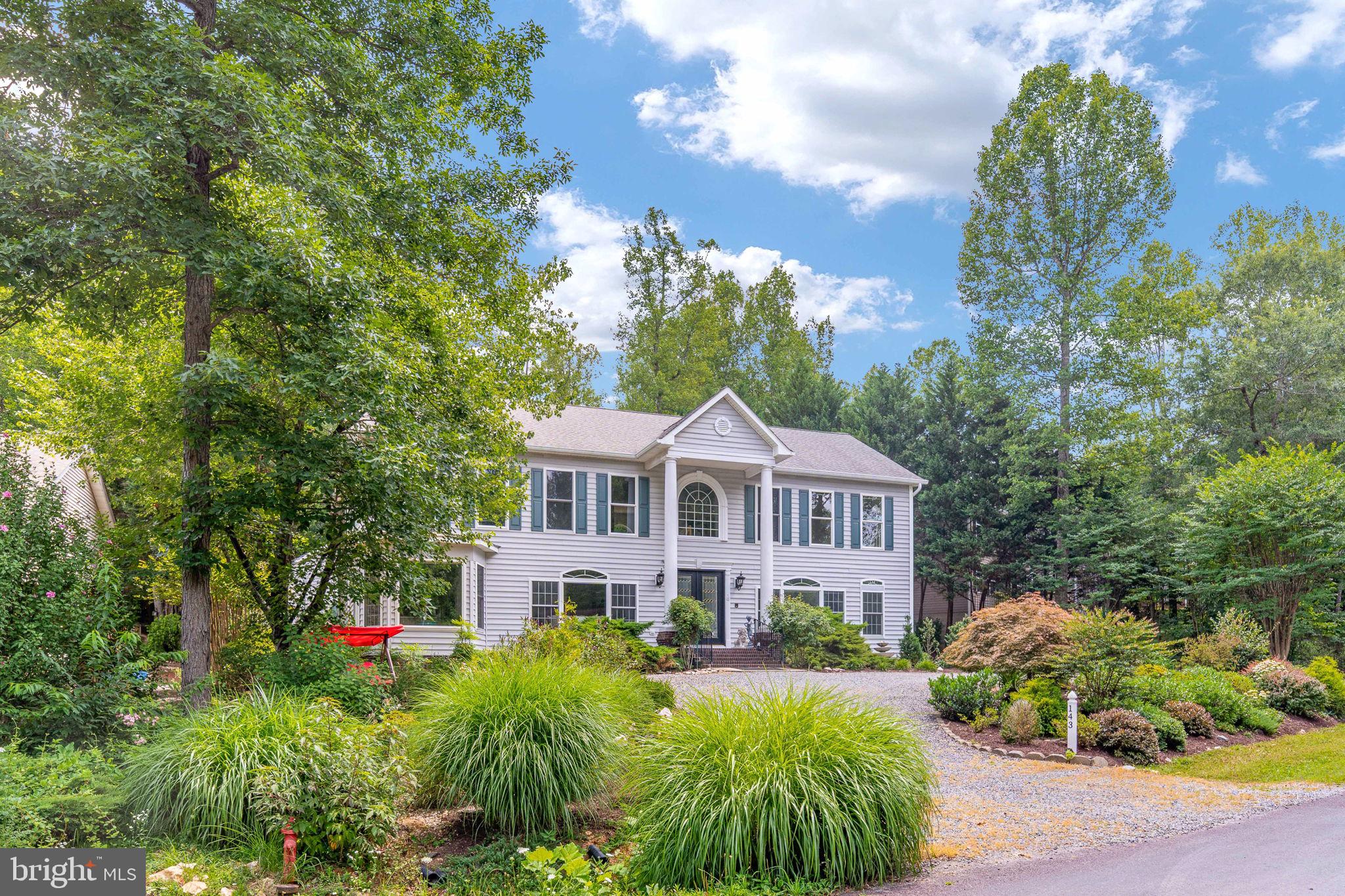 LAKE OF THE WOODS - Residential