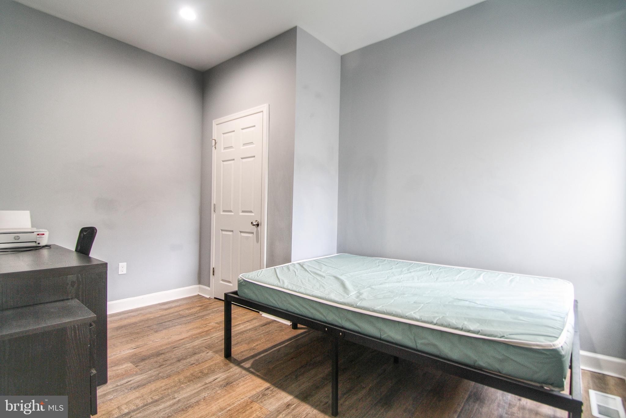 PHILADELPHIA (NORTH) - Residential