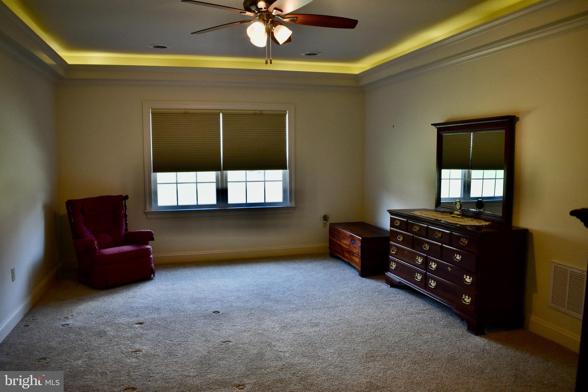 EMERALD POINTE - Residential