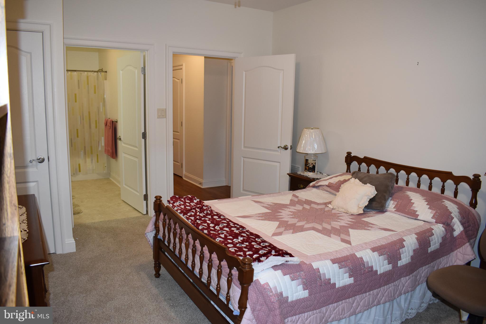 EMERALD POINTE - Residential