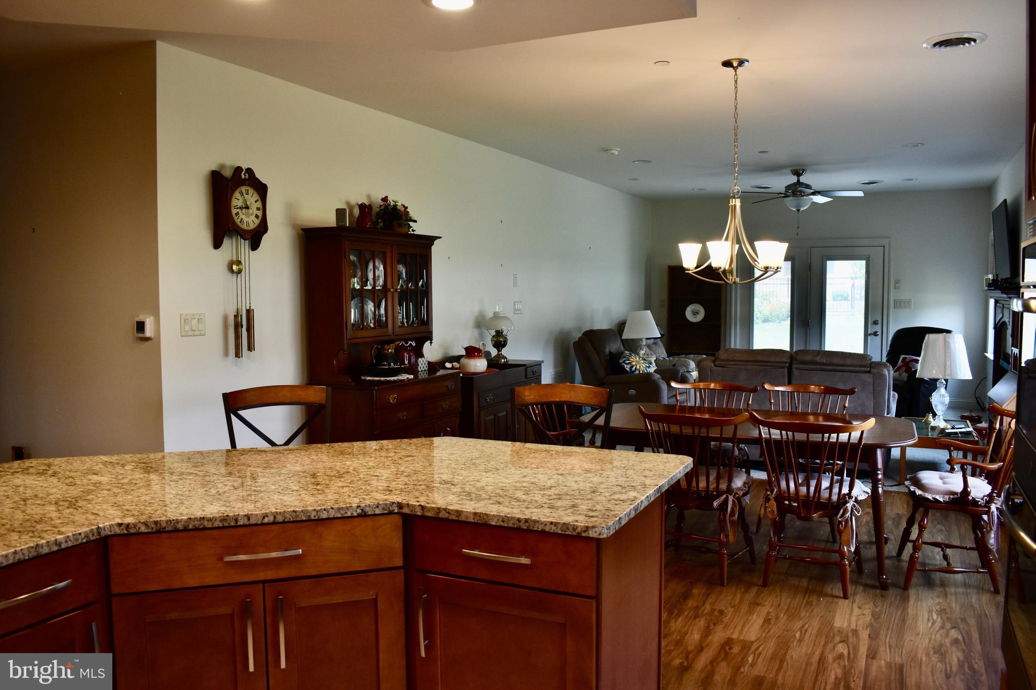 EMERALD POINTE - Residential