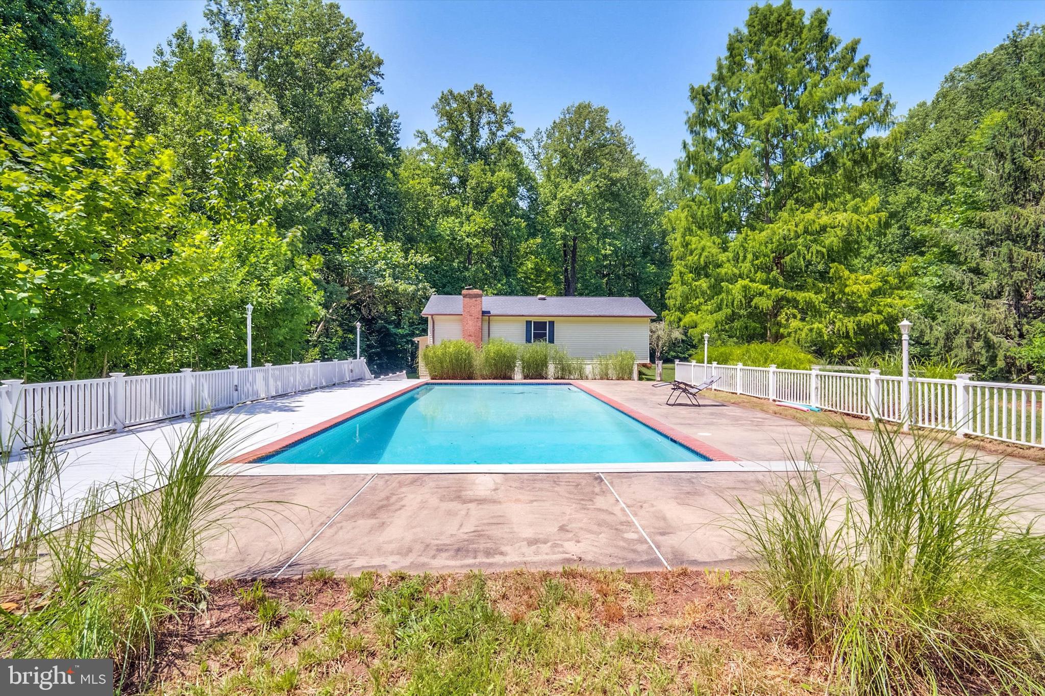 LAKE KARYLBROOK - Residential