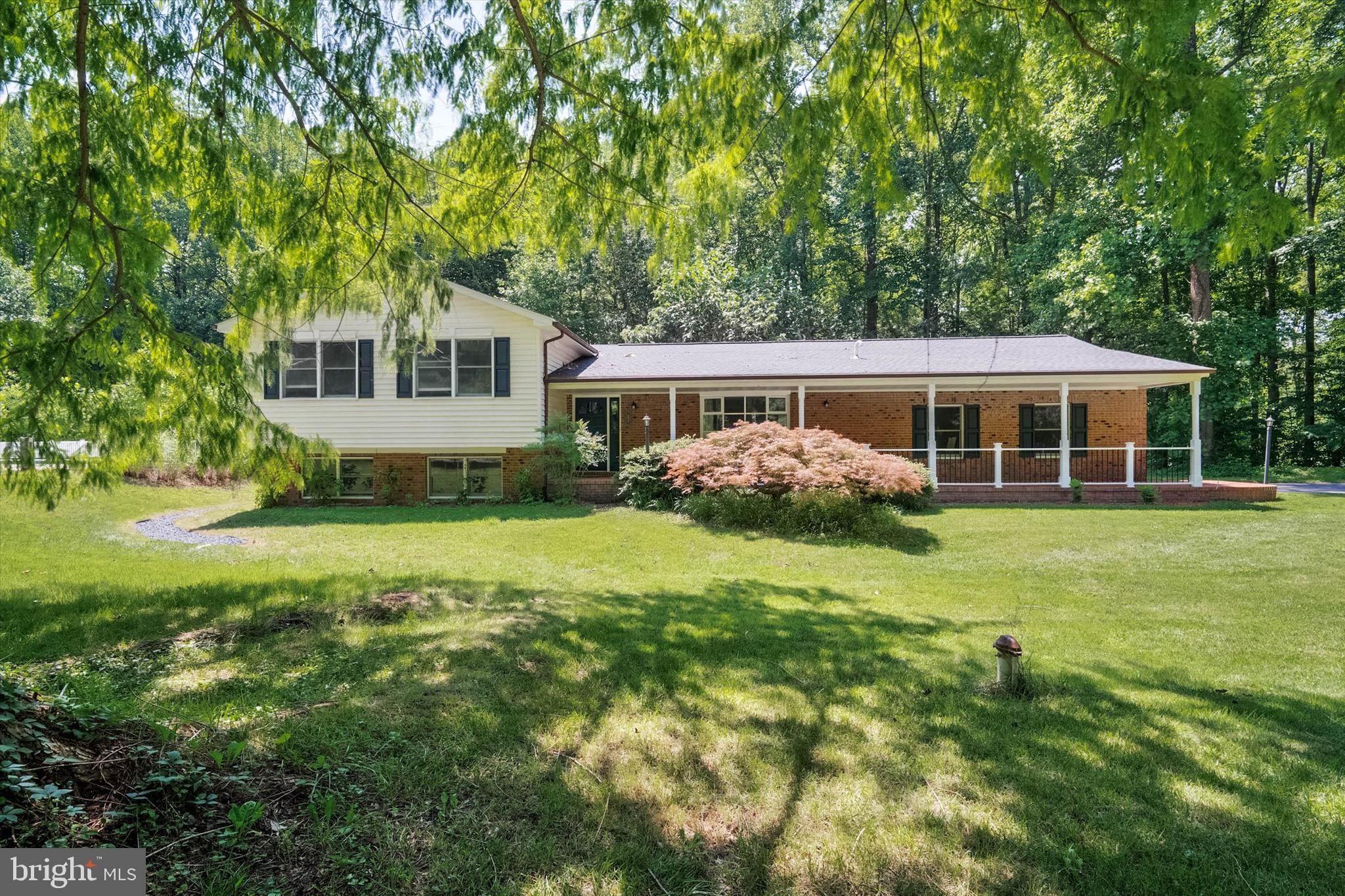 LAKE KARYLBROOK - Residential