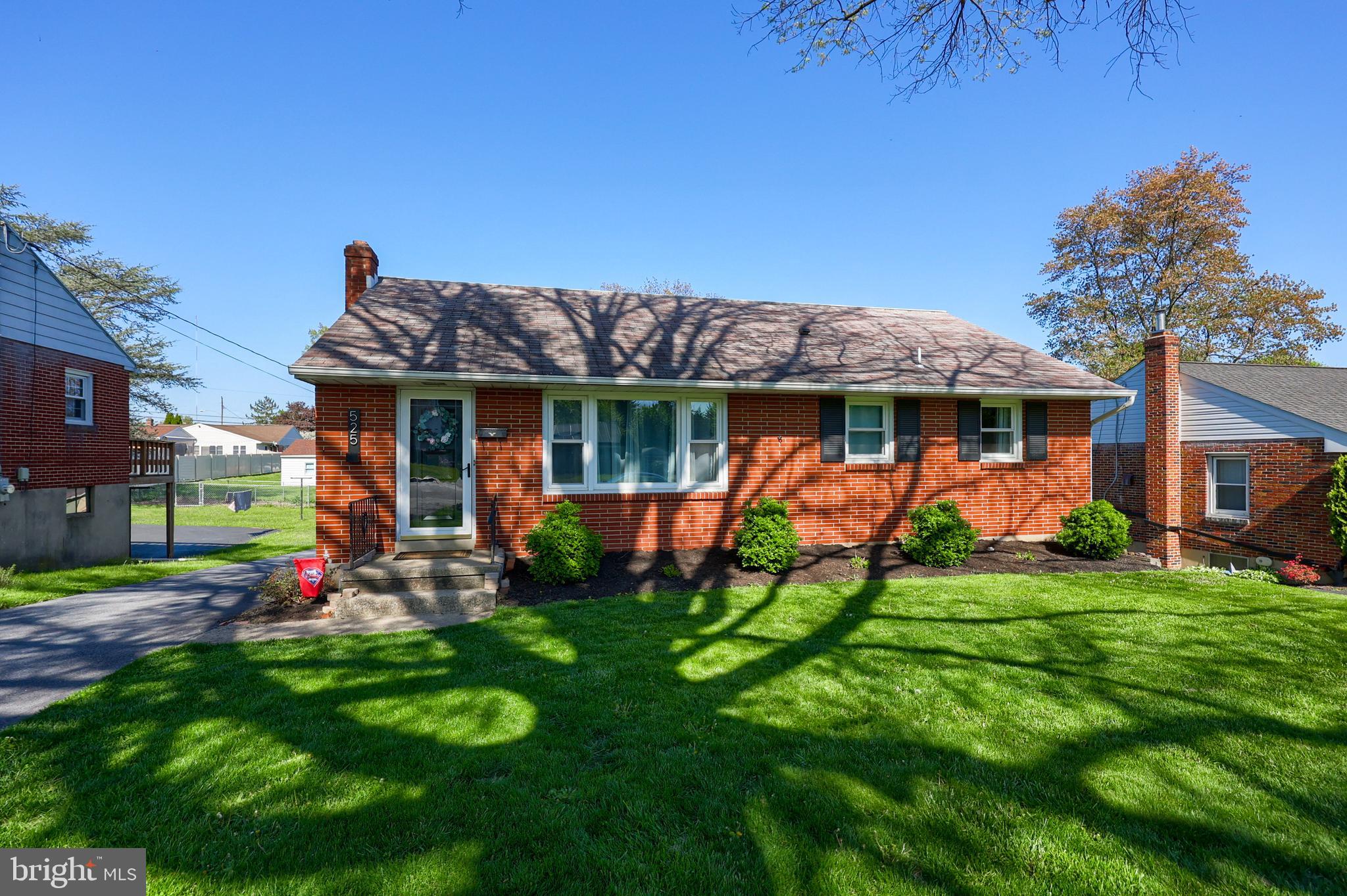 ELIZABETHTOWN BOROUGH - Residential