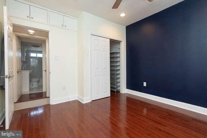 PORT RICHMOND - Residential
