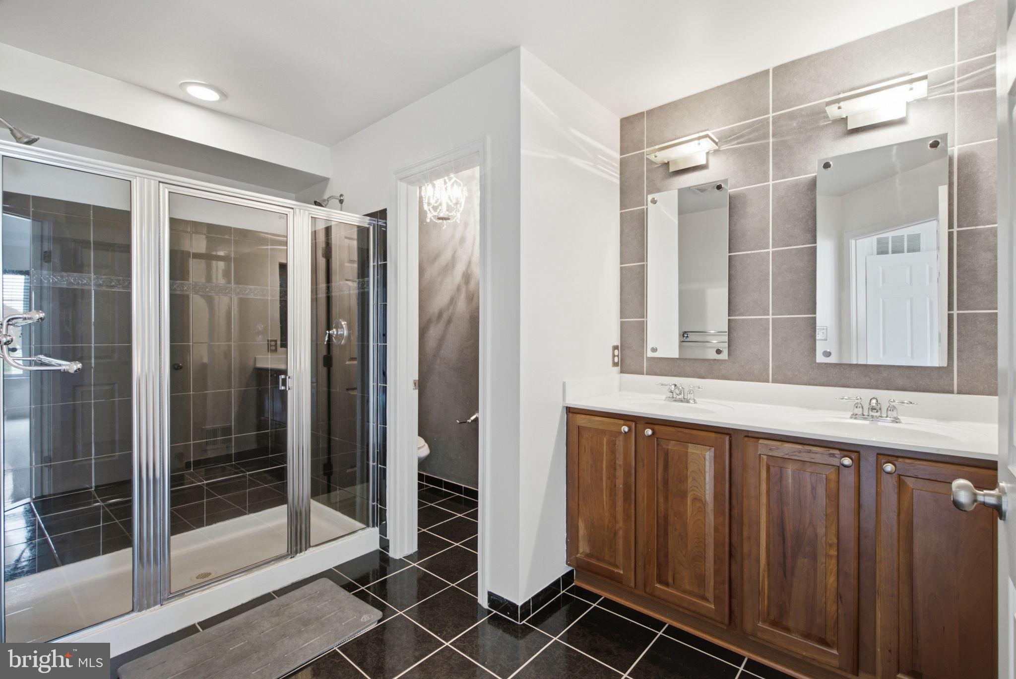 BELMONT STATION - Residential