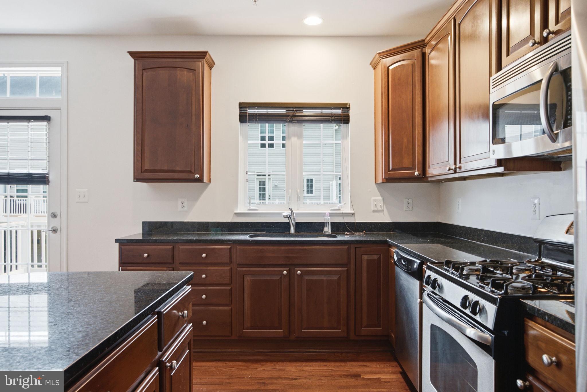 BELMONT STATION - Residential