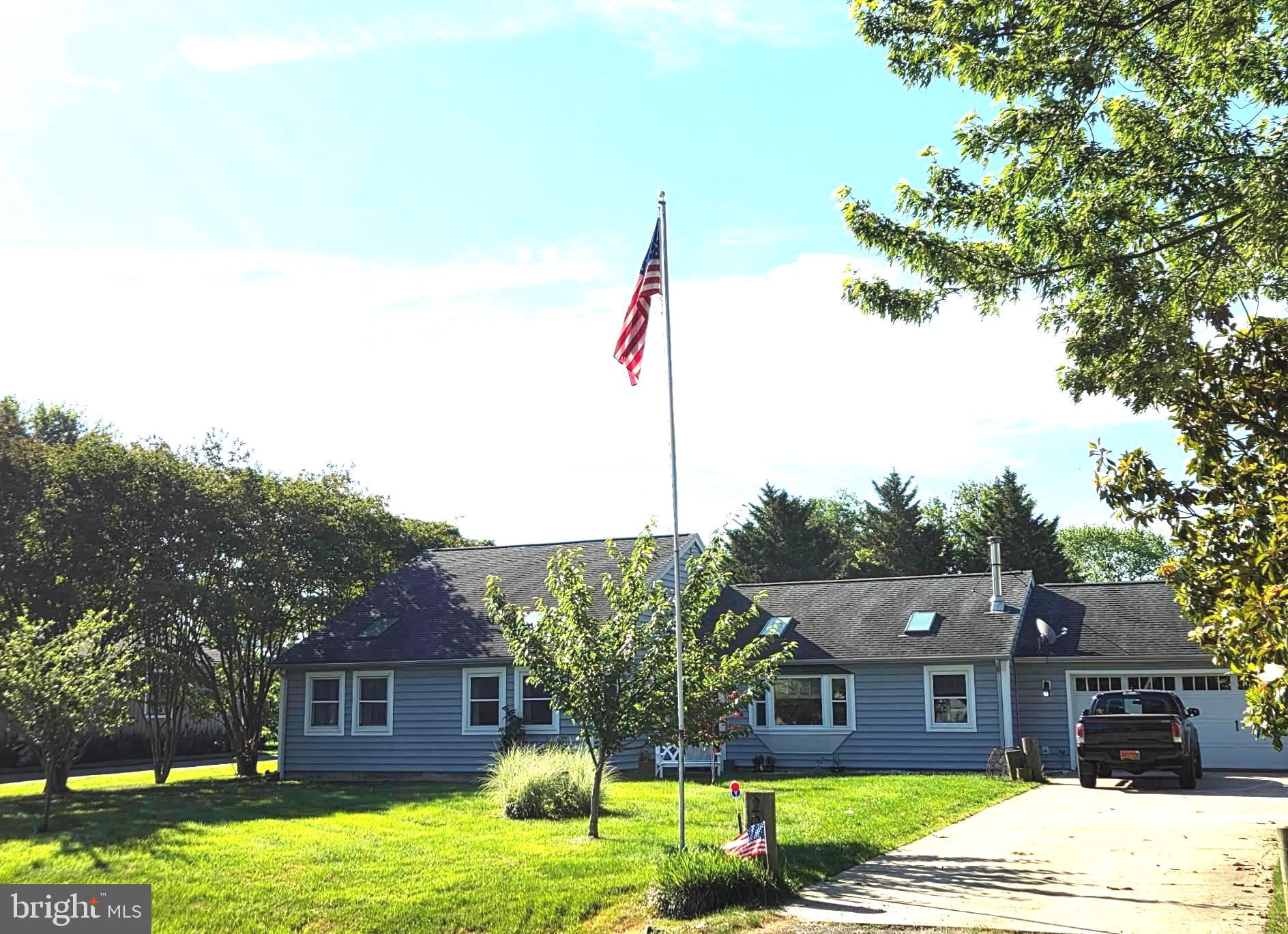 CASTLE MARINA - Residential