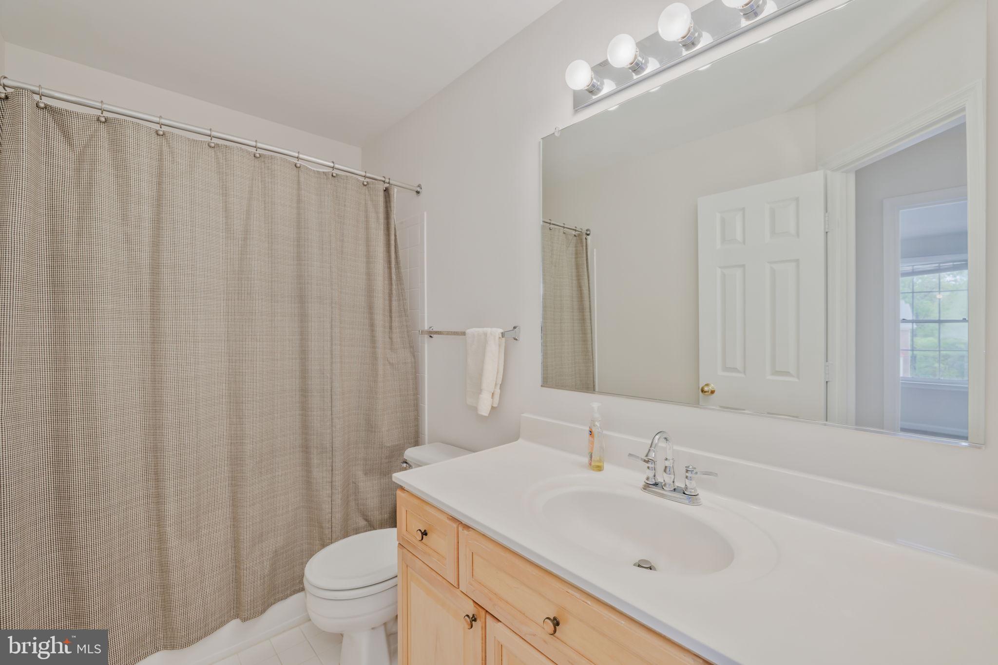 KINGSTOWNE - Residential