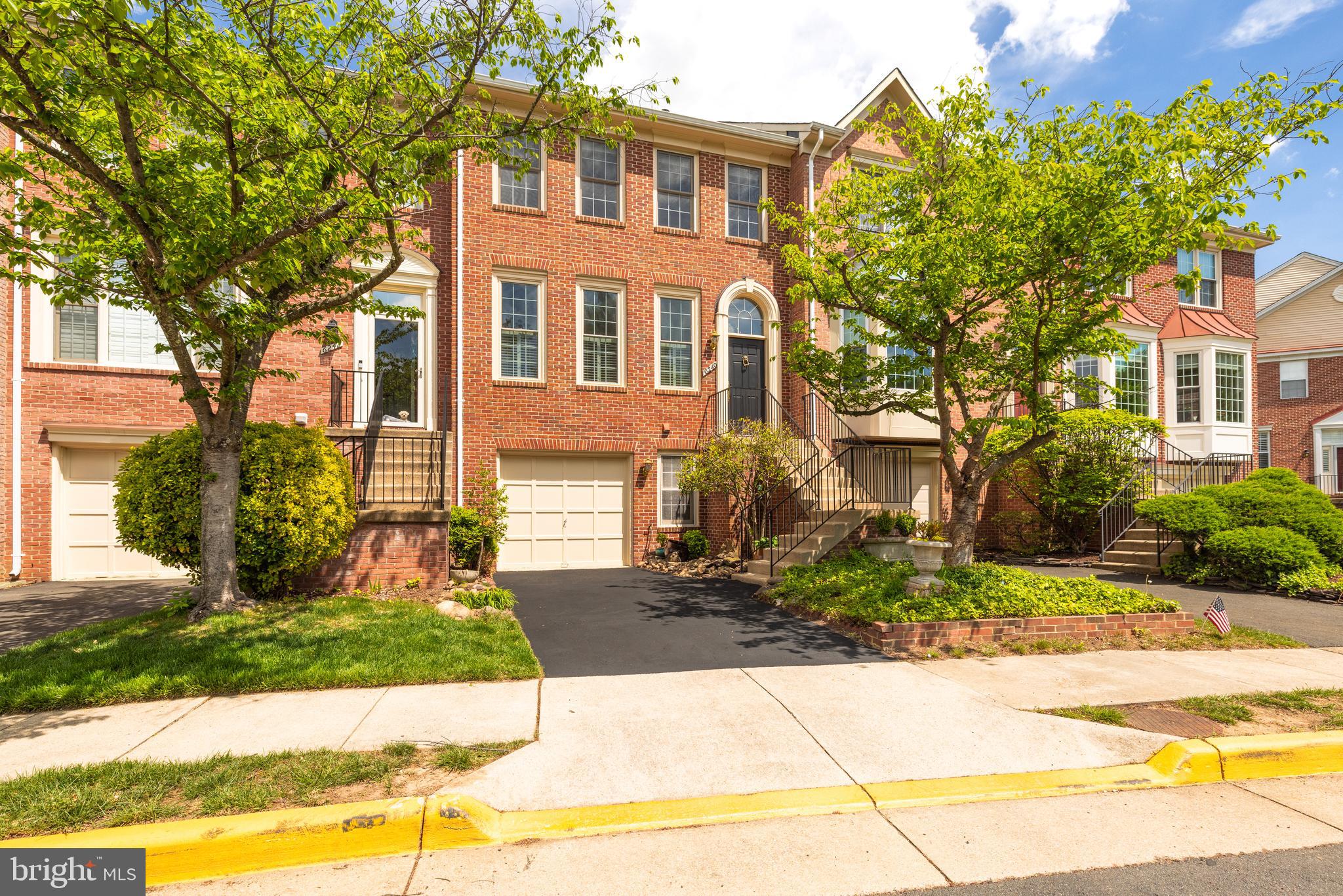 KINGSTOWNE - Residential
