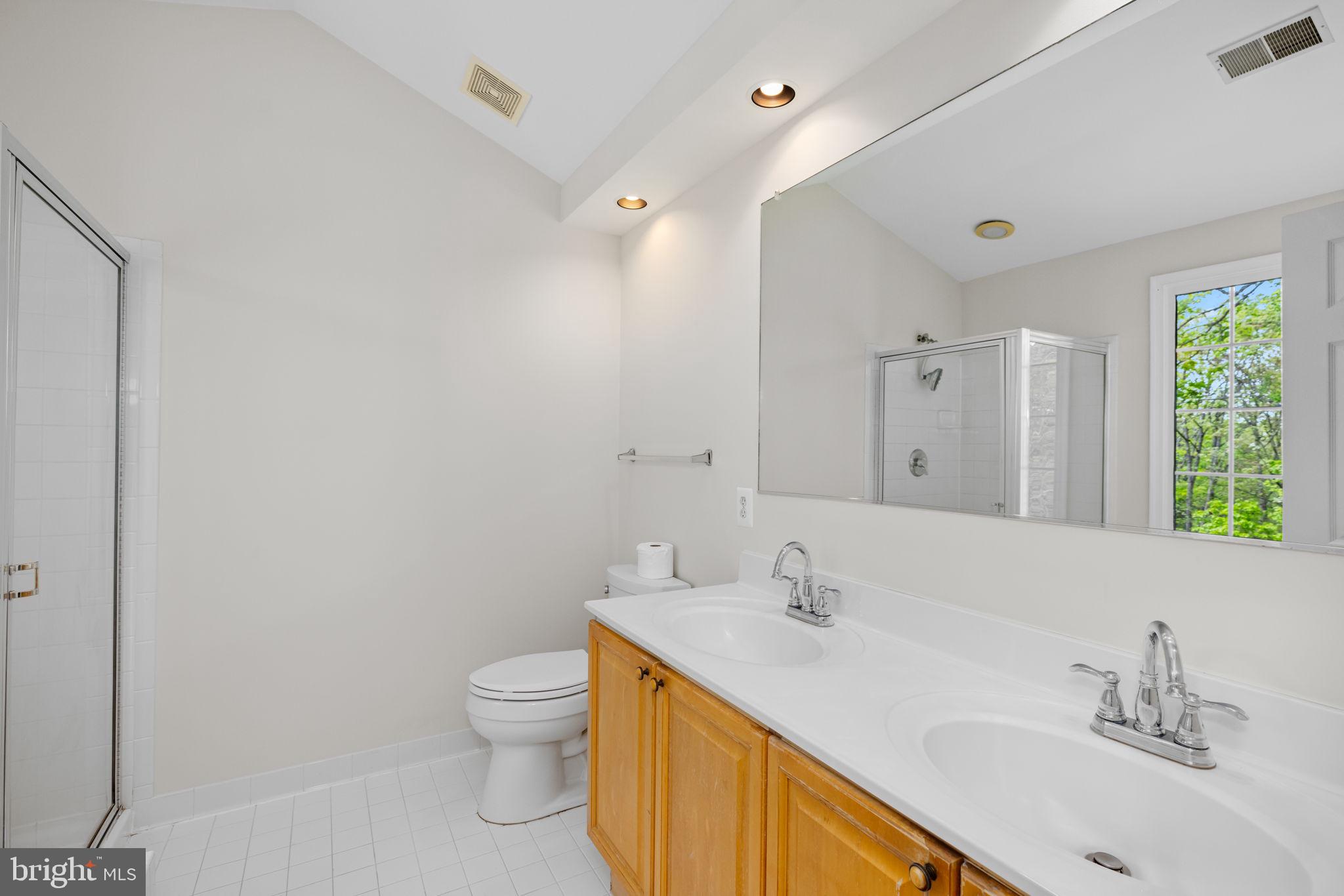 KINGSTOWNE - Residential
