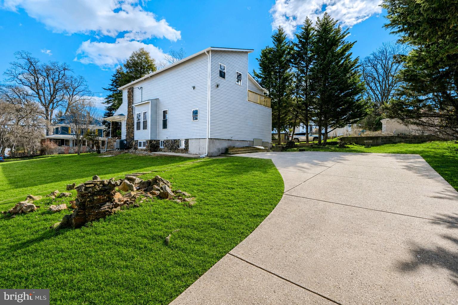 MOUNT WASHINGTON - Residential