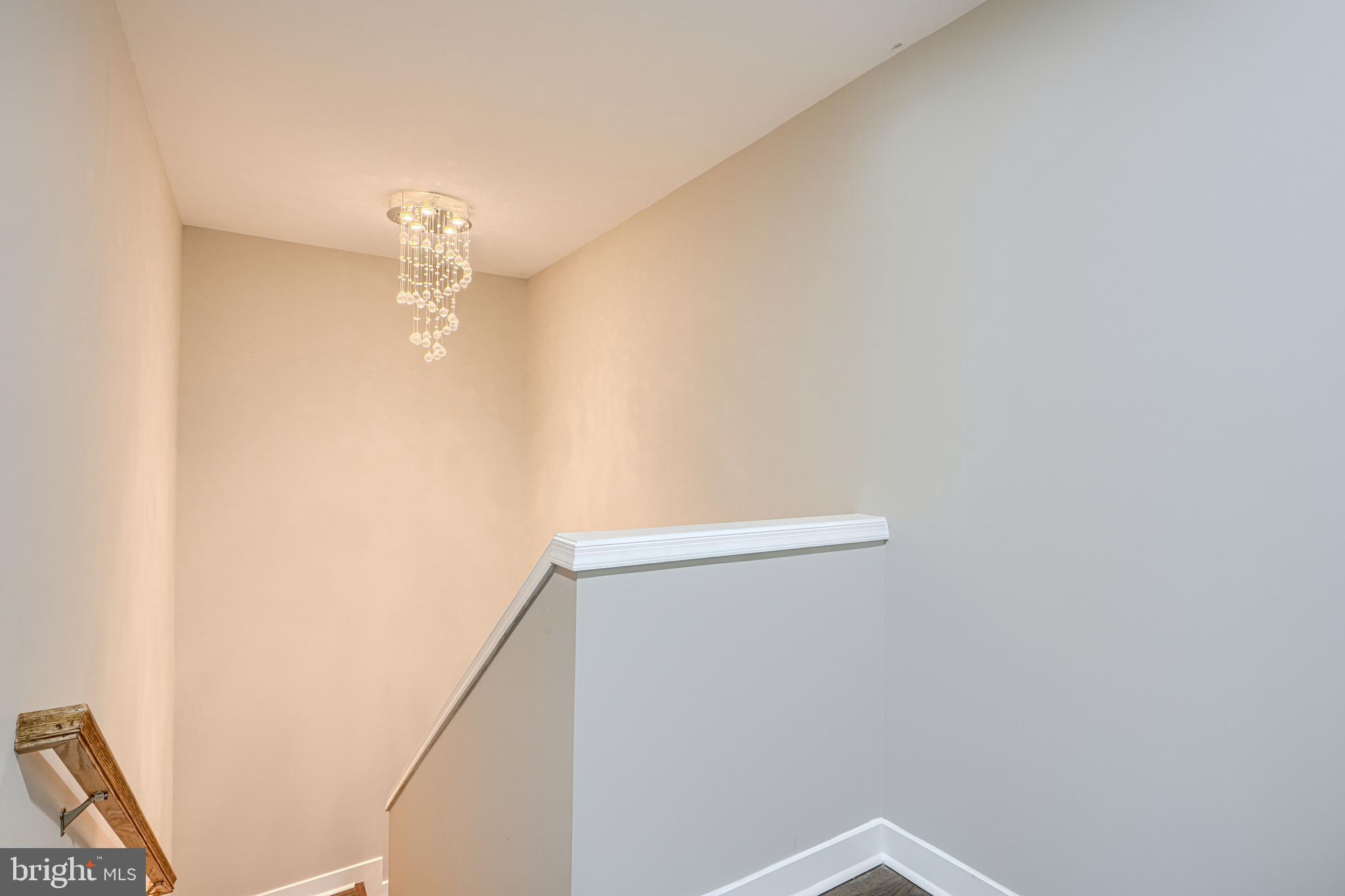 MOUNT WASHINGTON - Residential