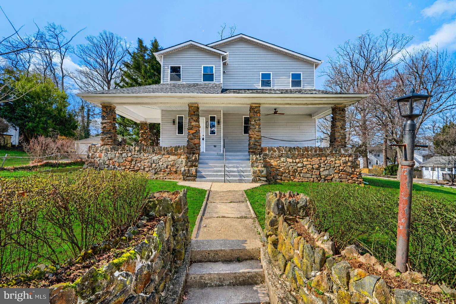 MOUNT WASHINGTON - Residential