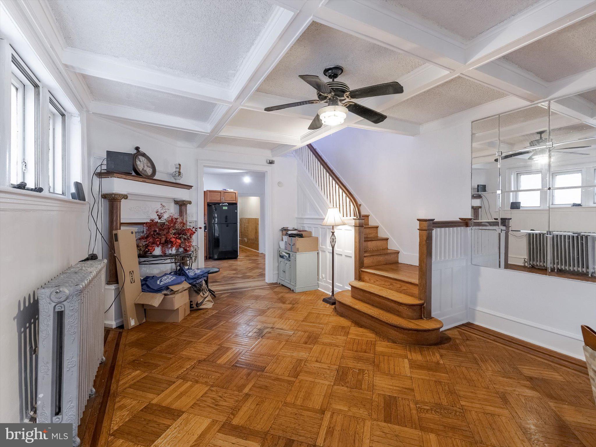 WALNUT HILL - Residential