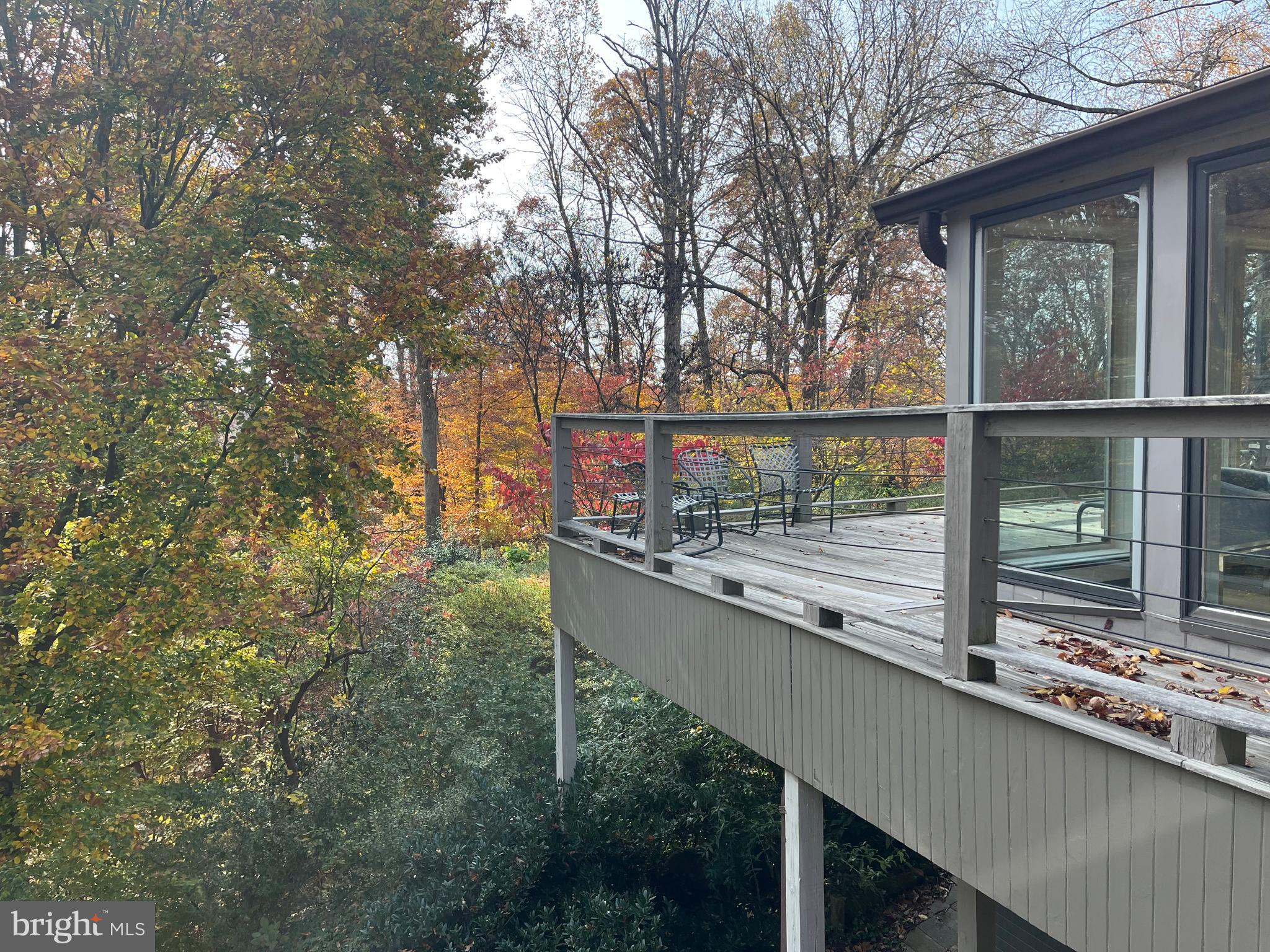 TULIP HILL - Residential