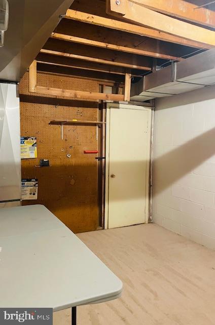 WOODLEY GARDENS - Residential Lease