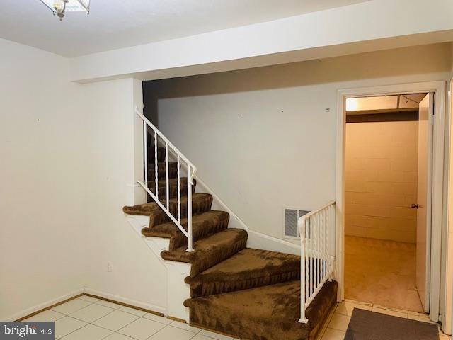 WOODLEY GARDENS - Residential Lease