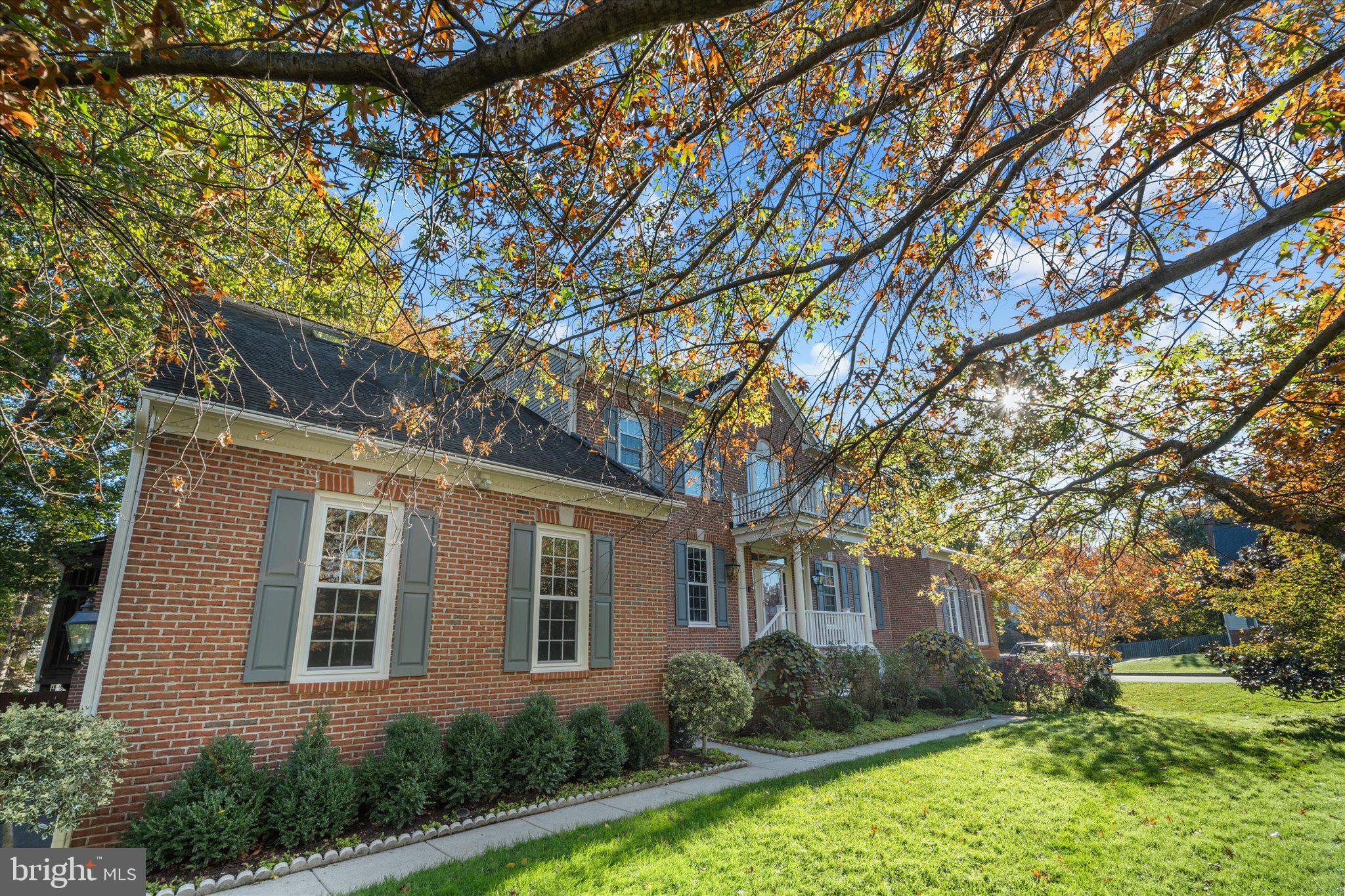 ROCKPOINTE - Residential