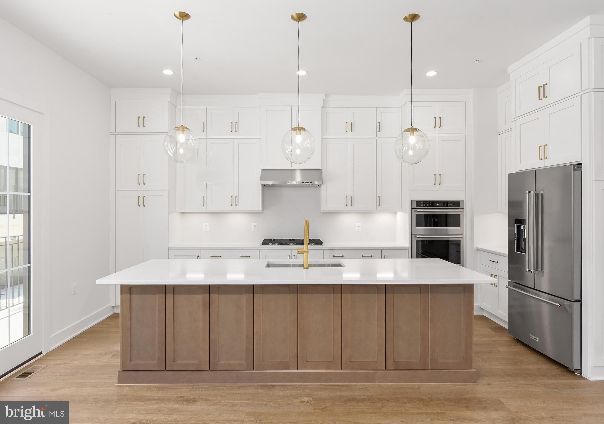 CHEVY CHASE CROSSING - Residential
