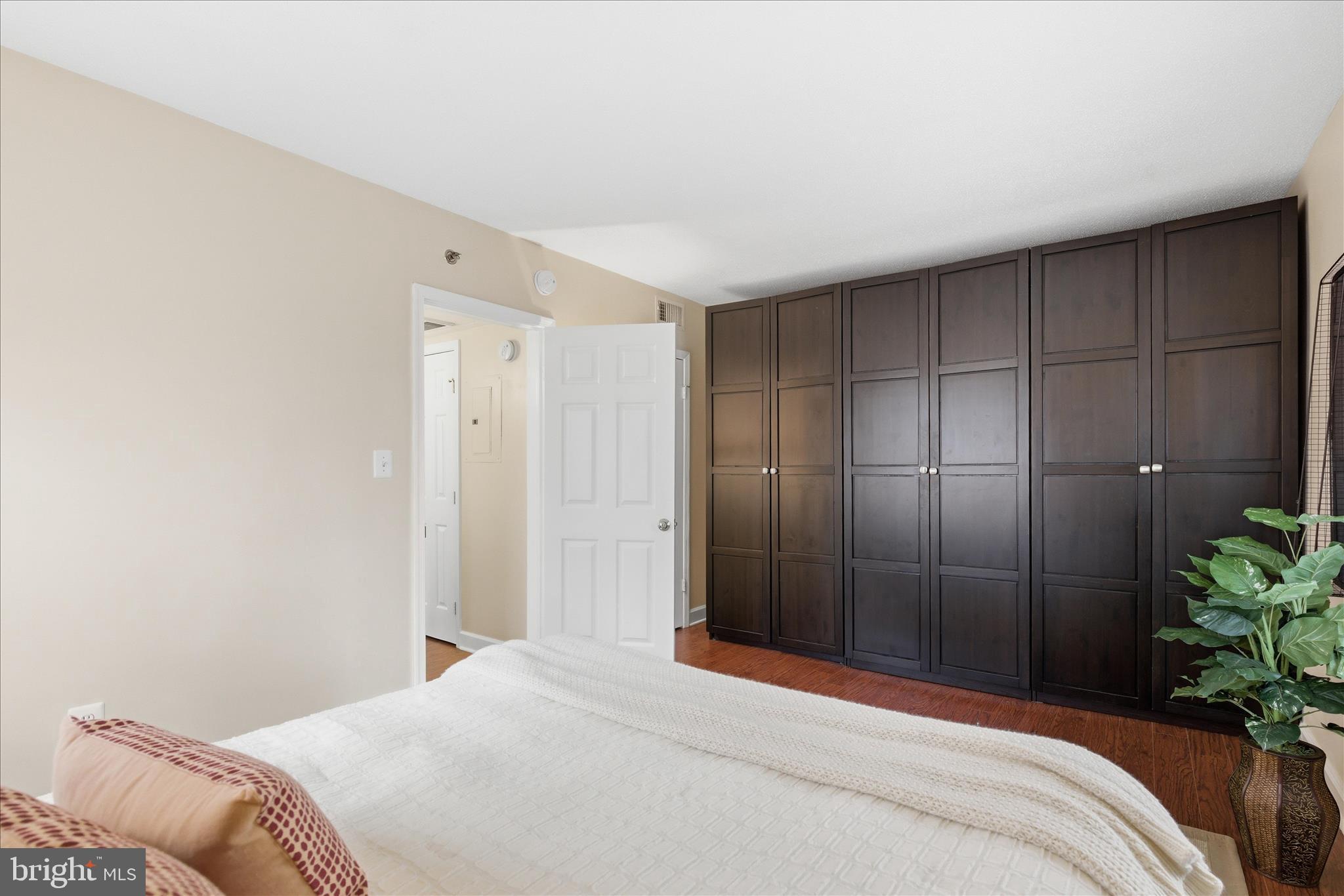 RIVERTON - Residential