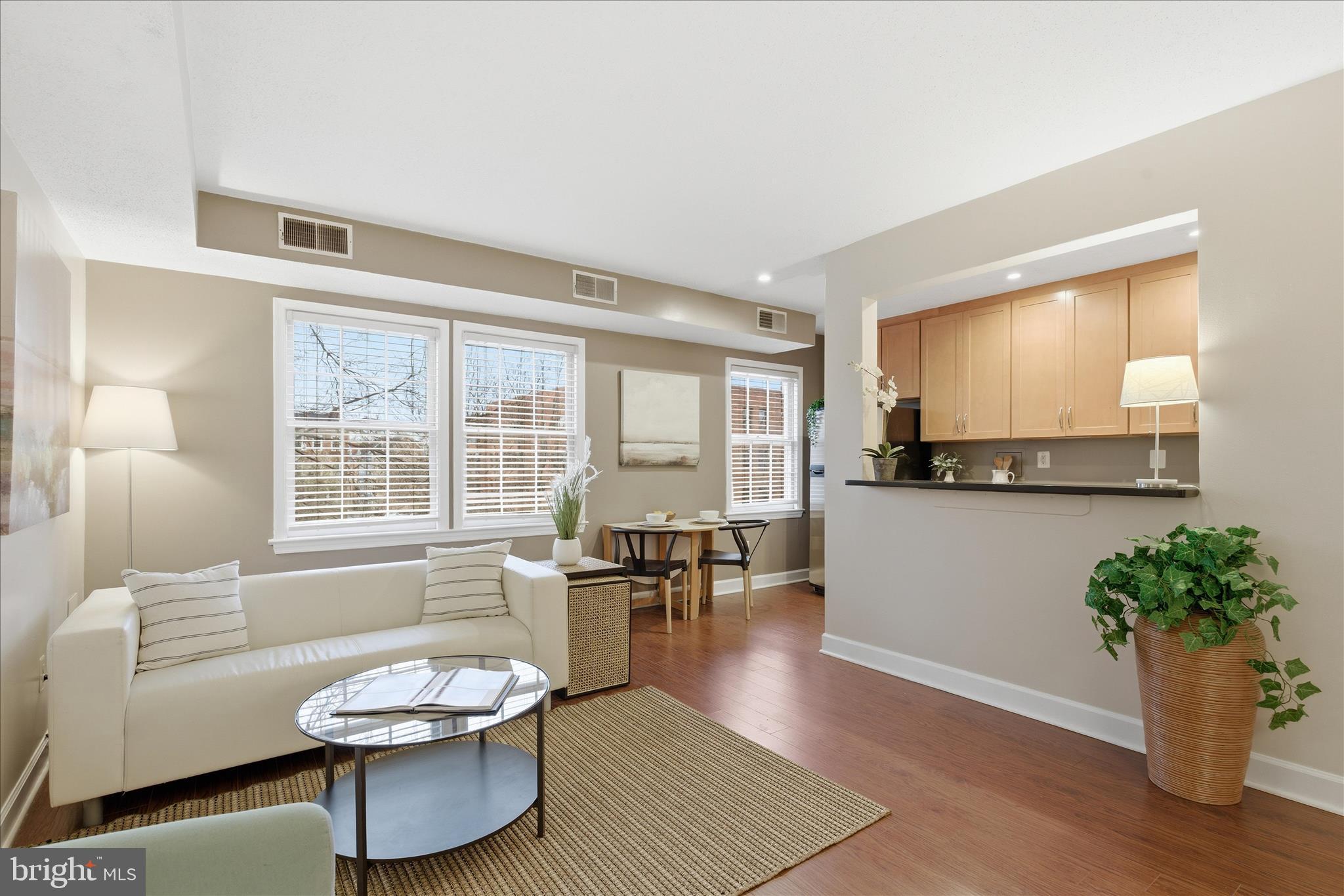 RIVERTON - Residential