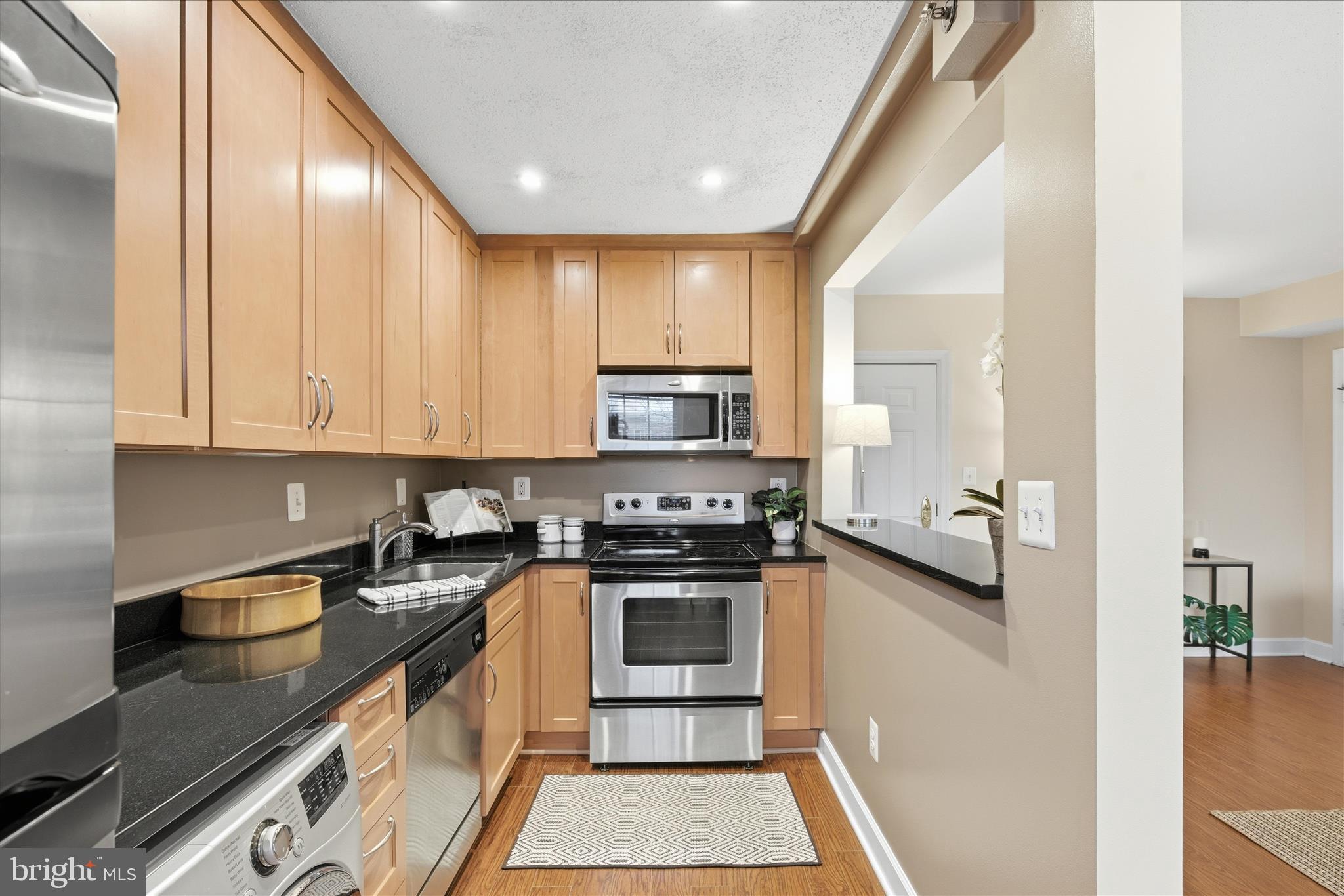 RIVERTON - Residential