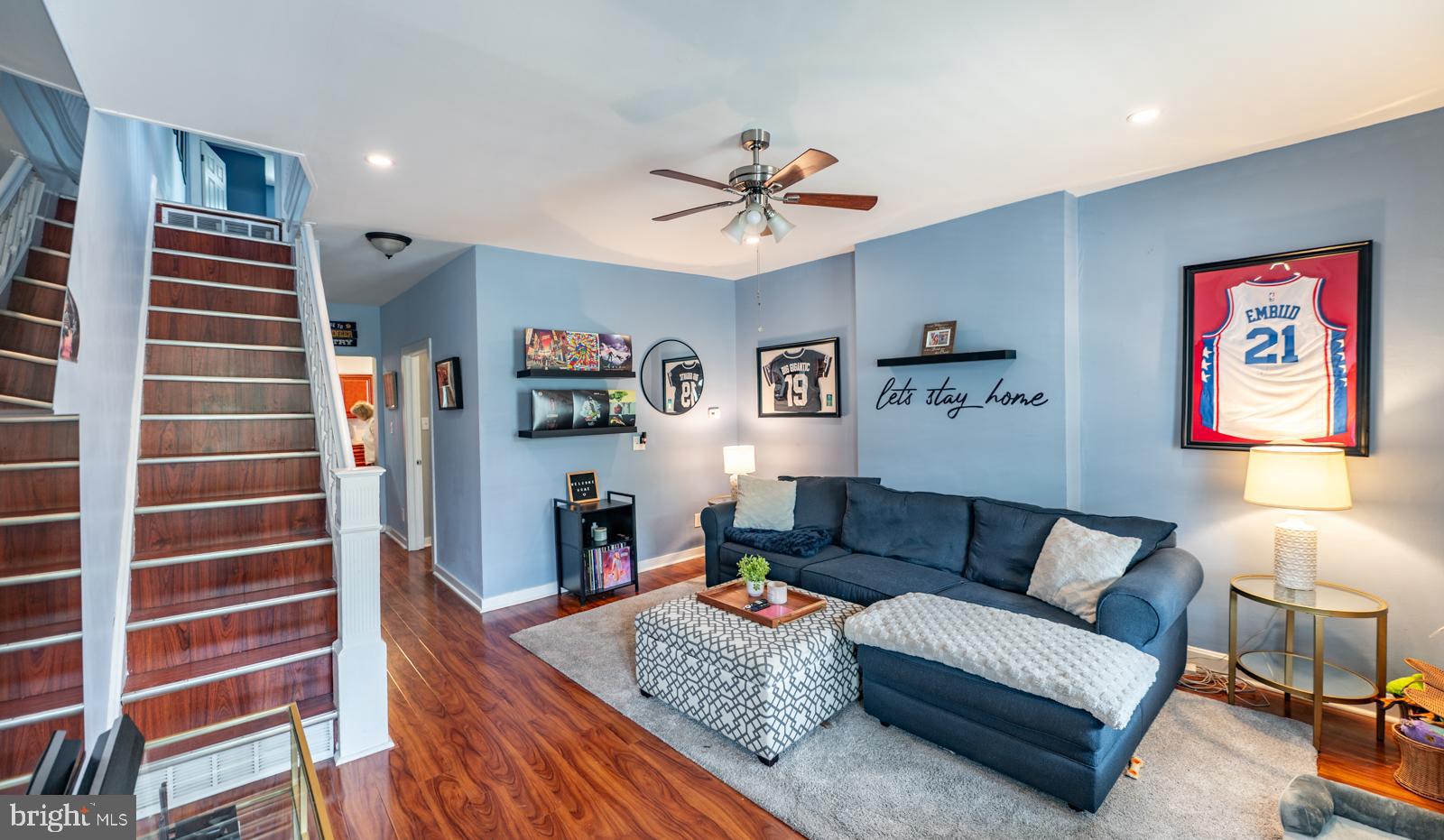ROXBOROUGH - Residential