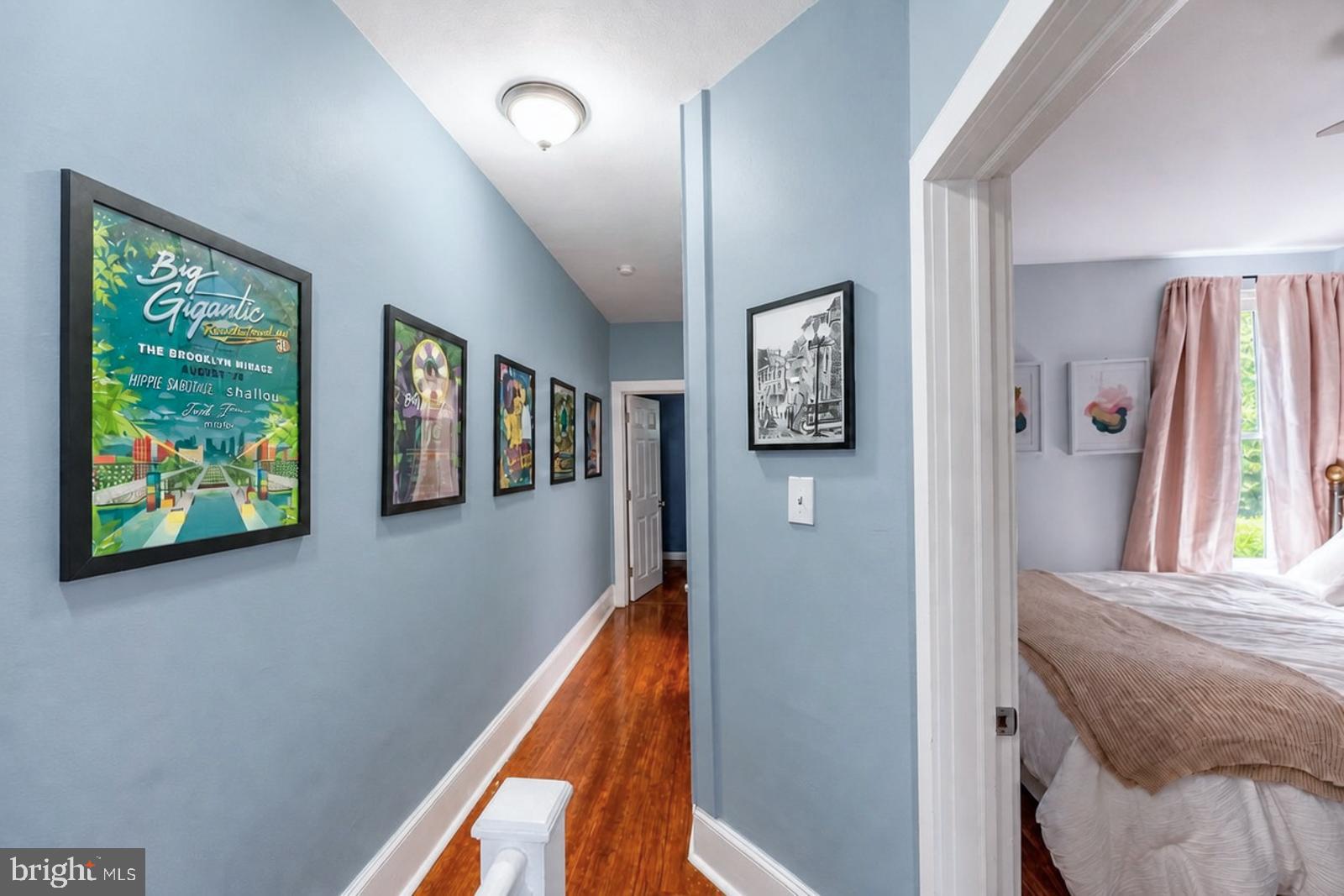 ROXBOROUGH - Residential