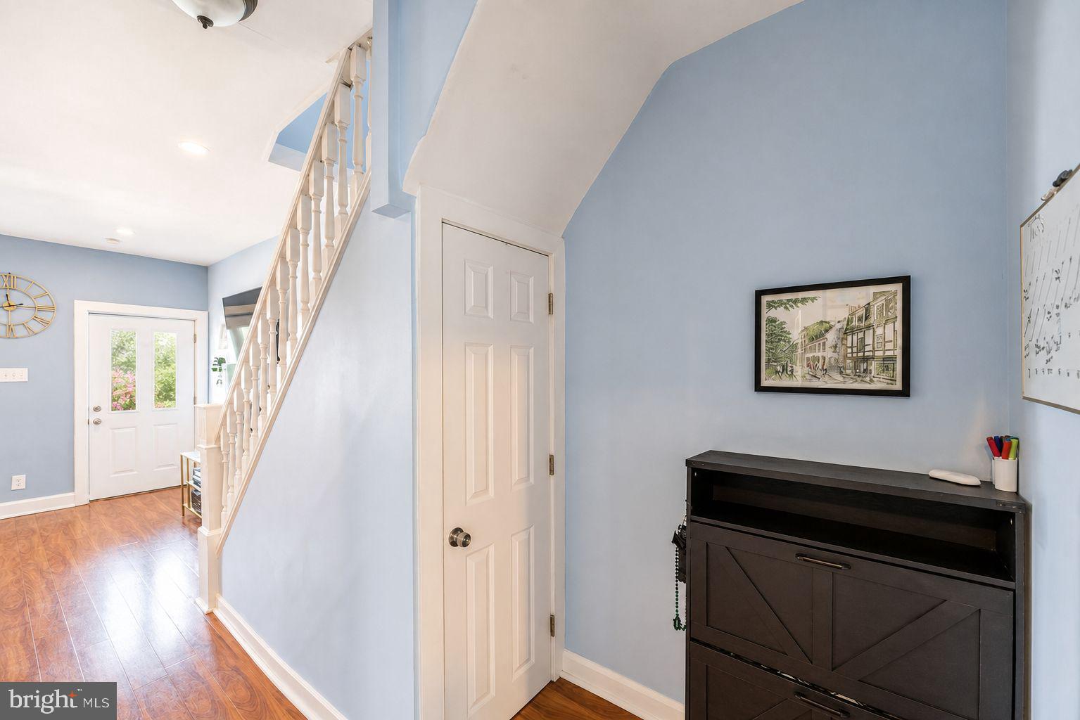 ROXBOROUGH - Residential