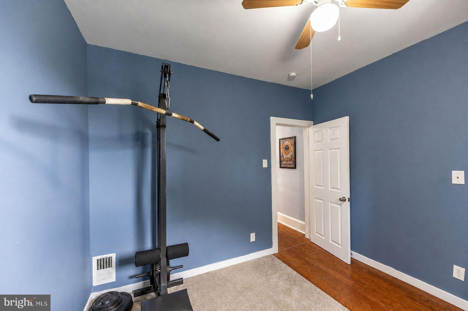ROXBOROUGH - Residential