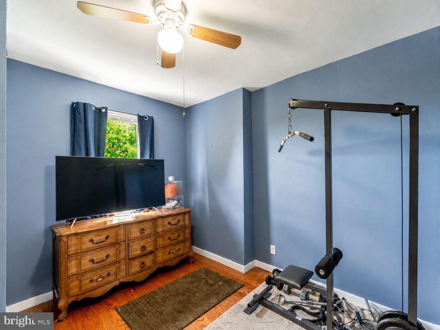 ROXBOROUGH - Residential