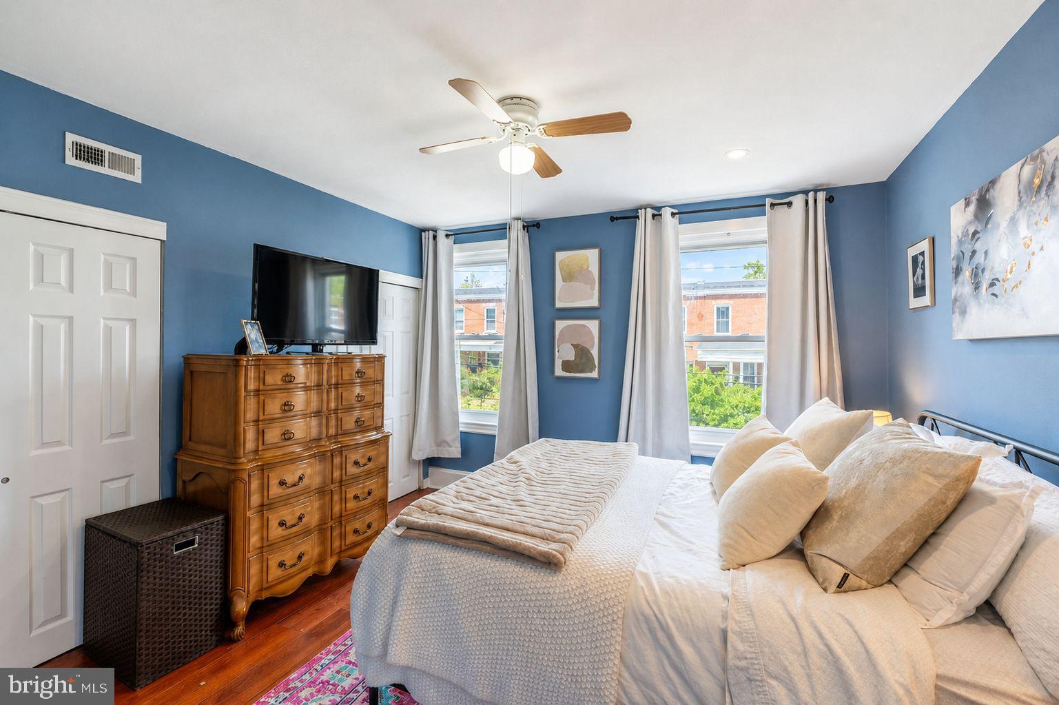 ROXBOROUGH - Residential