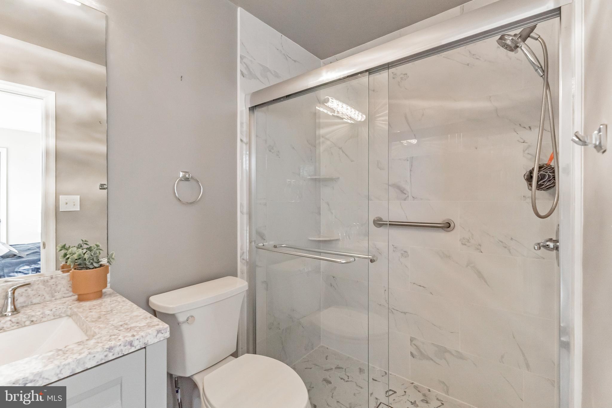 NORBECK GROVE - Residential
